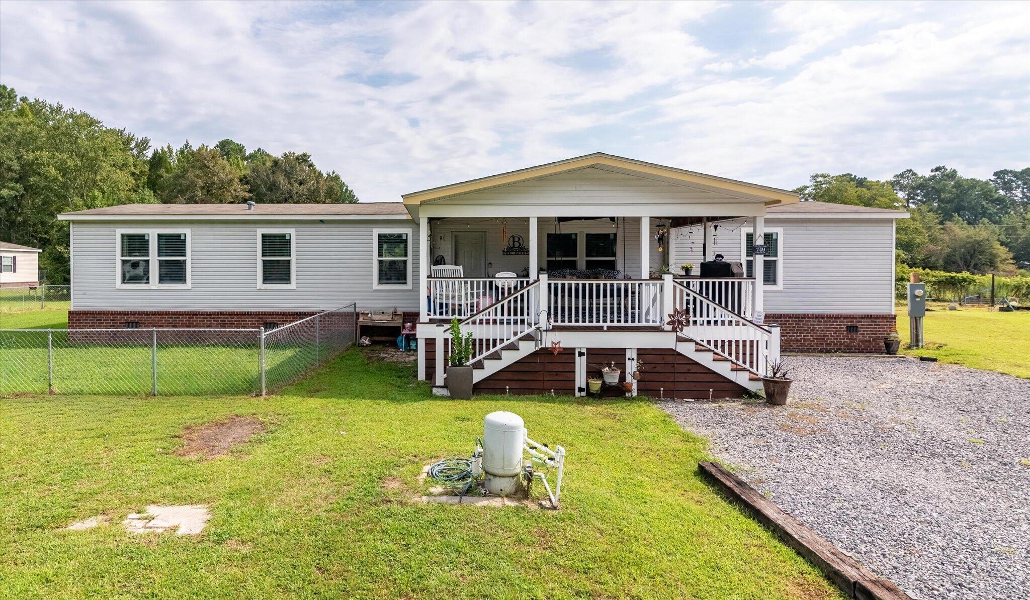 749 Coral Acres Drive — photo