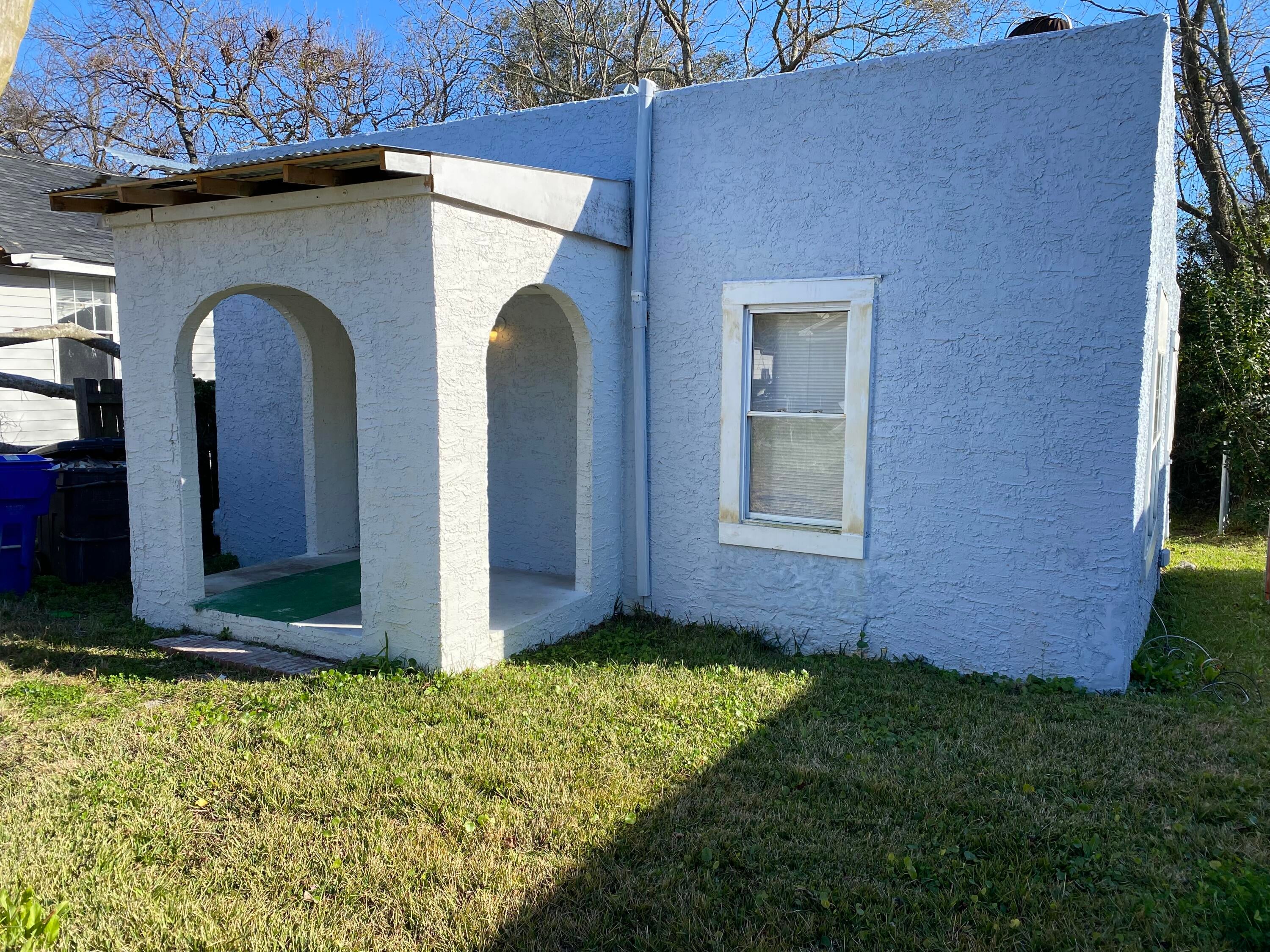 1925 Norwood Street — photo