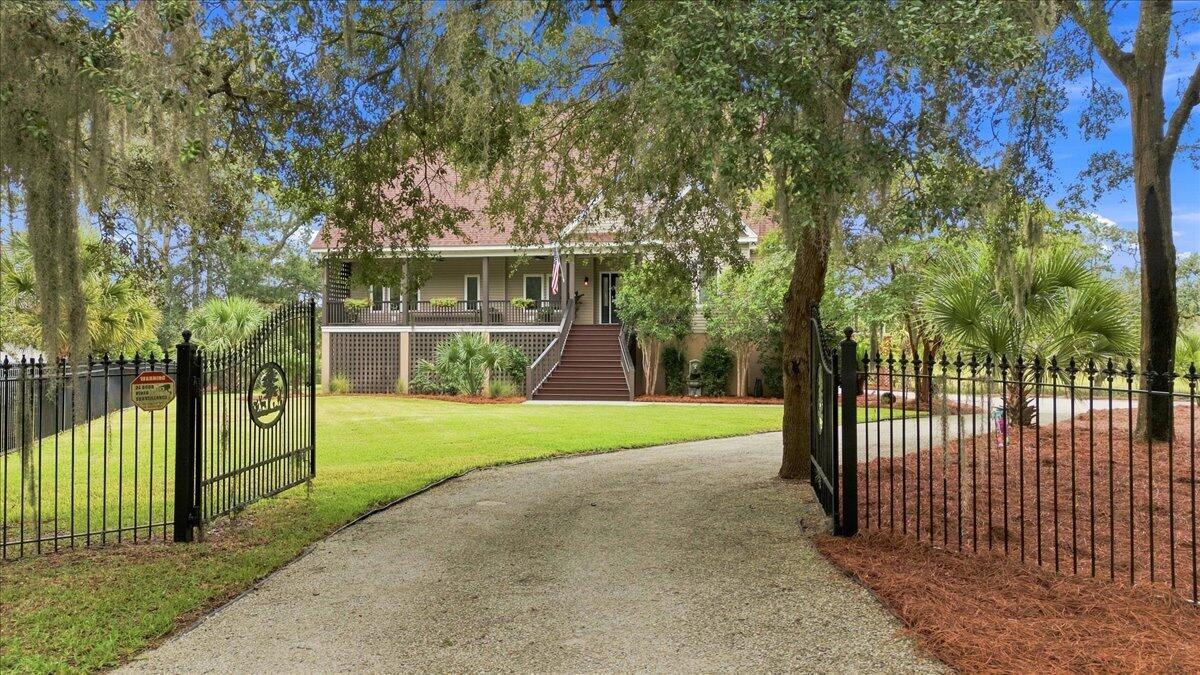 8539 Pope Landing Road — photo