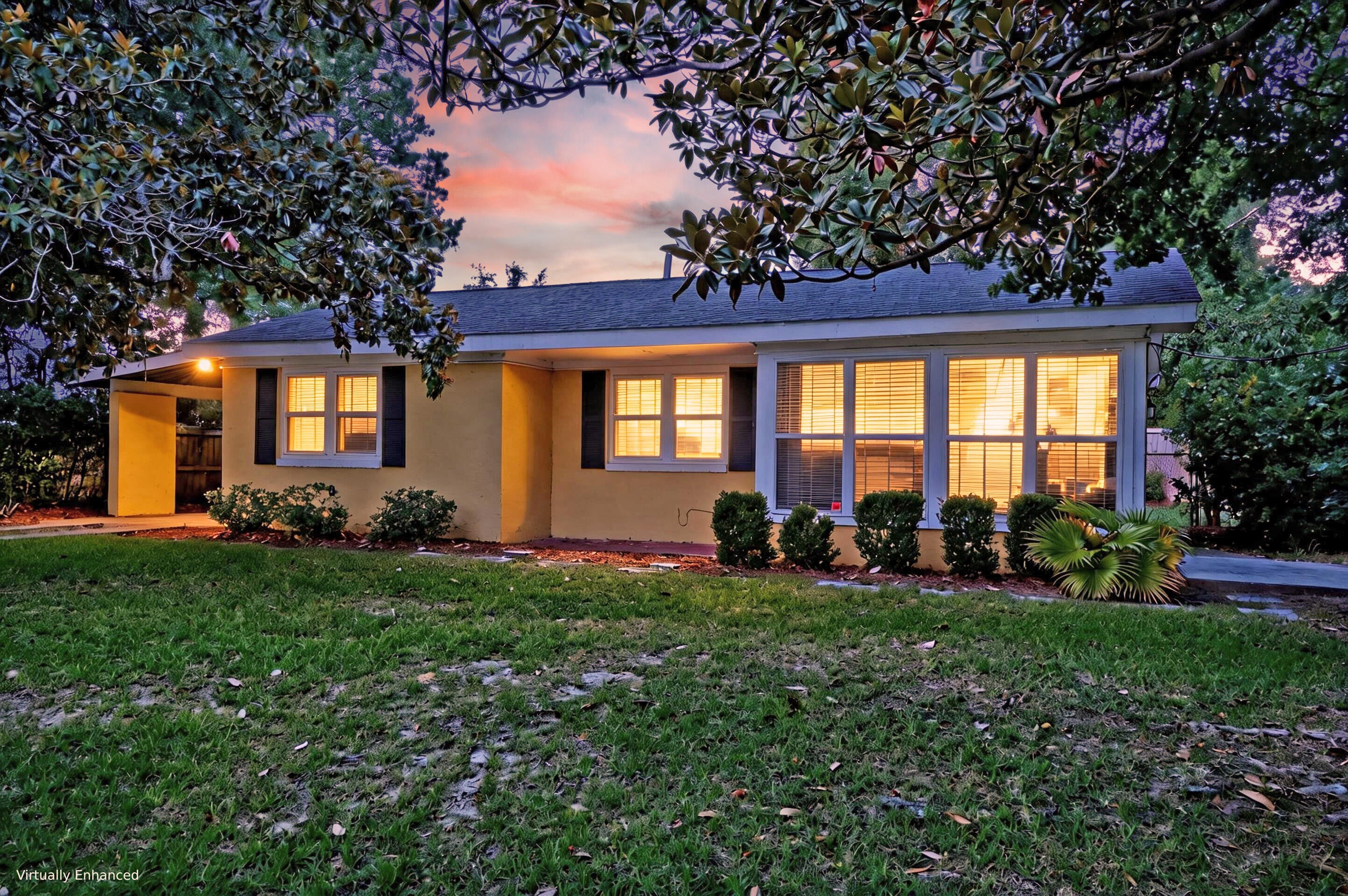 5 Briarcliff Drive — photo