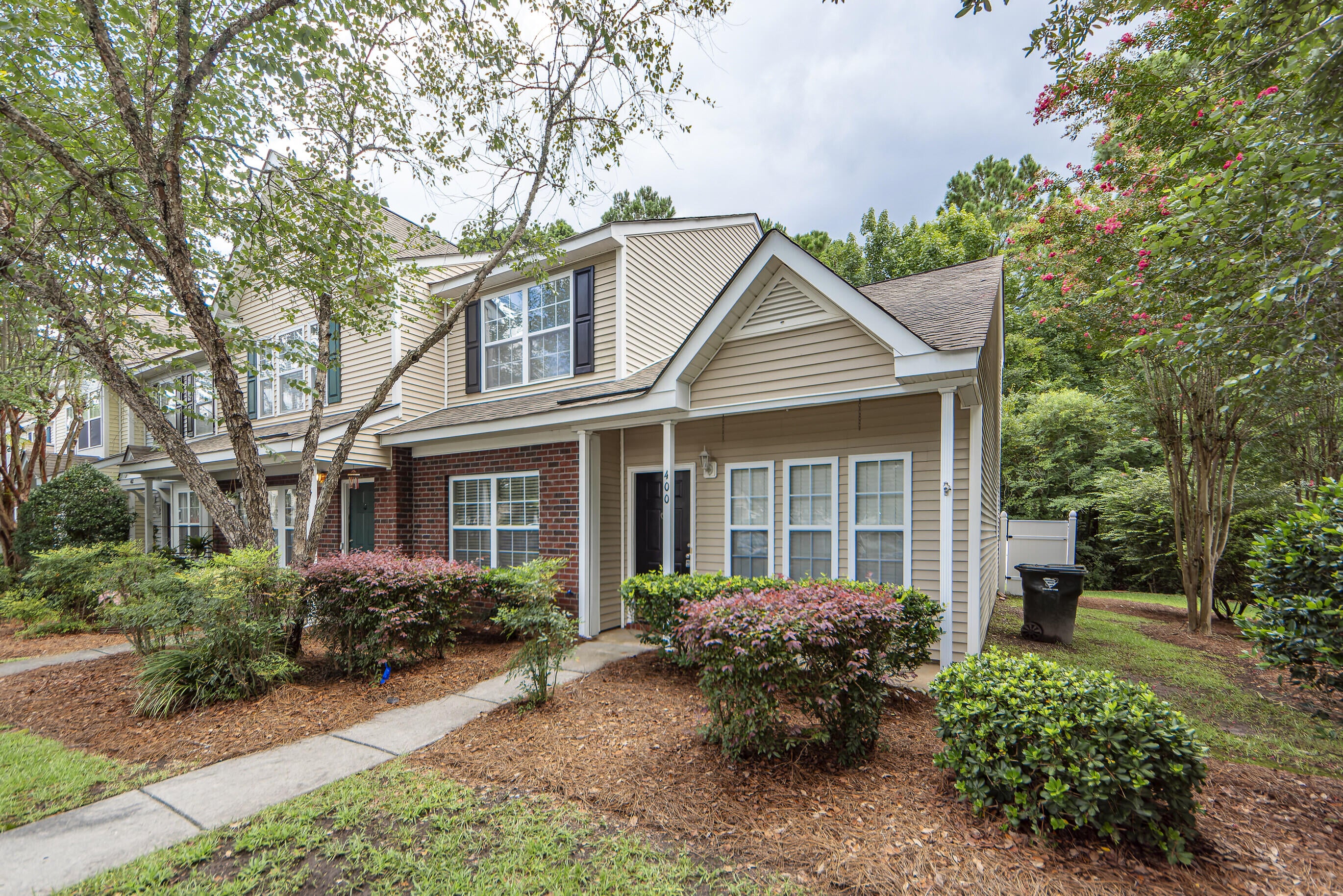 400 Tree Branch Circle — photo