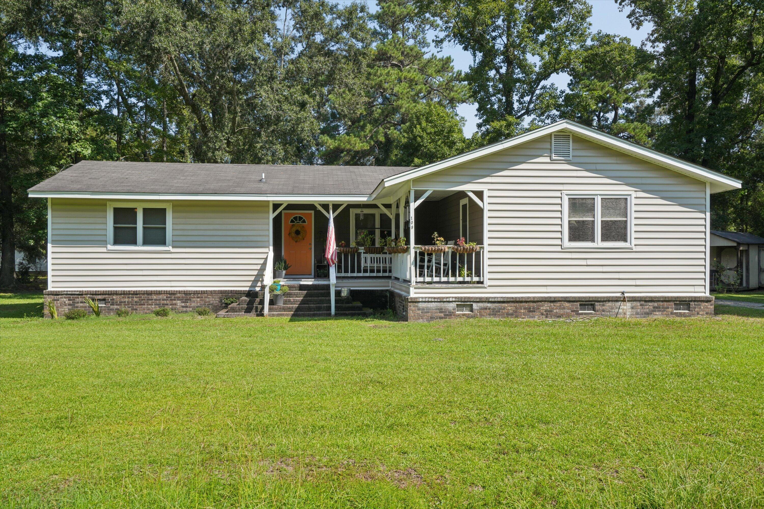109 Annie Williams Street — photo