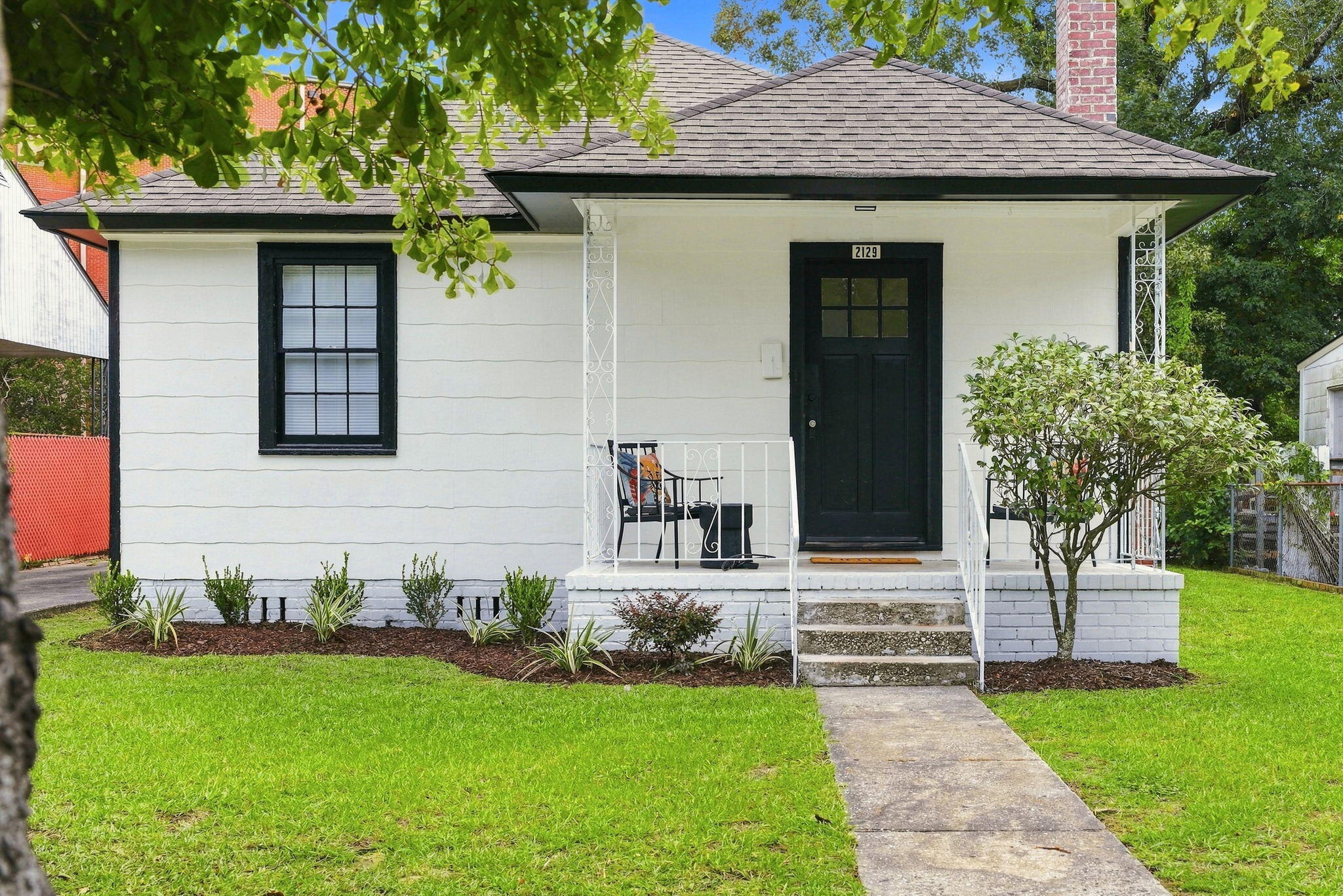 2129 Thornlee Drive — photo
