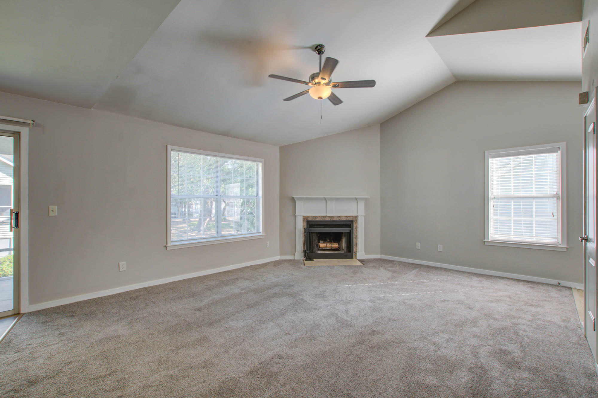 6211 Rolling Fork Road Unit 1505 — photo