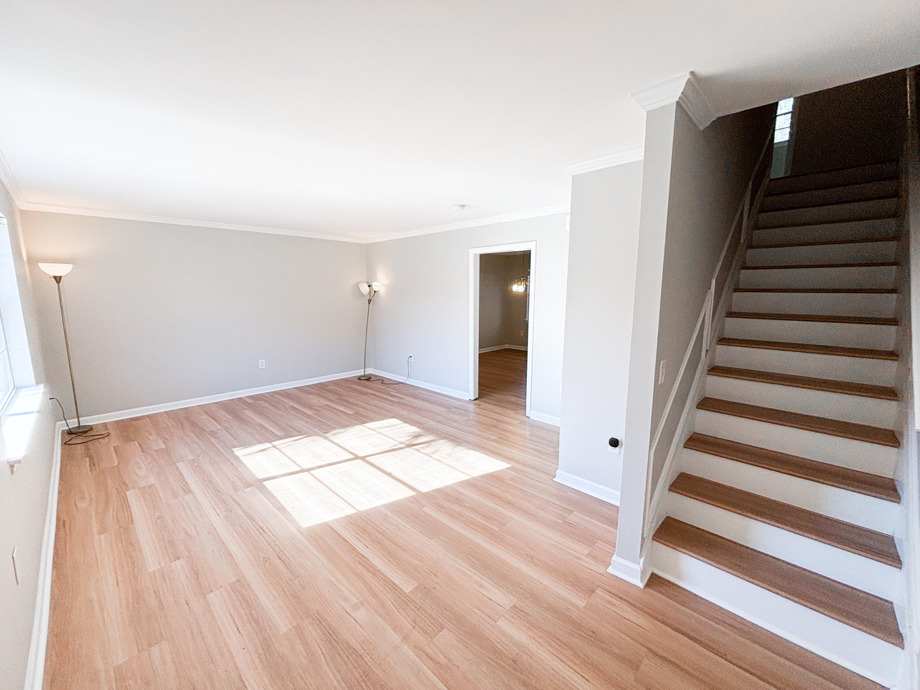 415 Parkdale Drive Apt 16E — photo