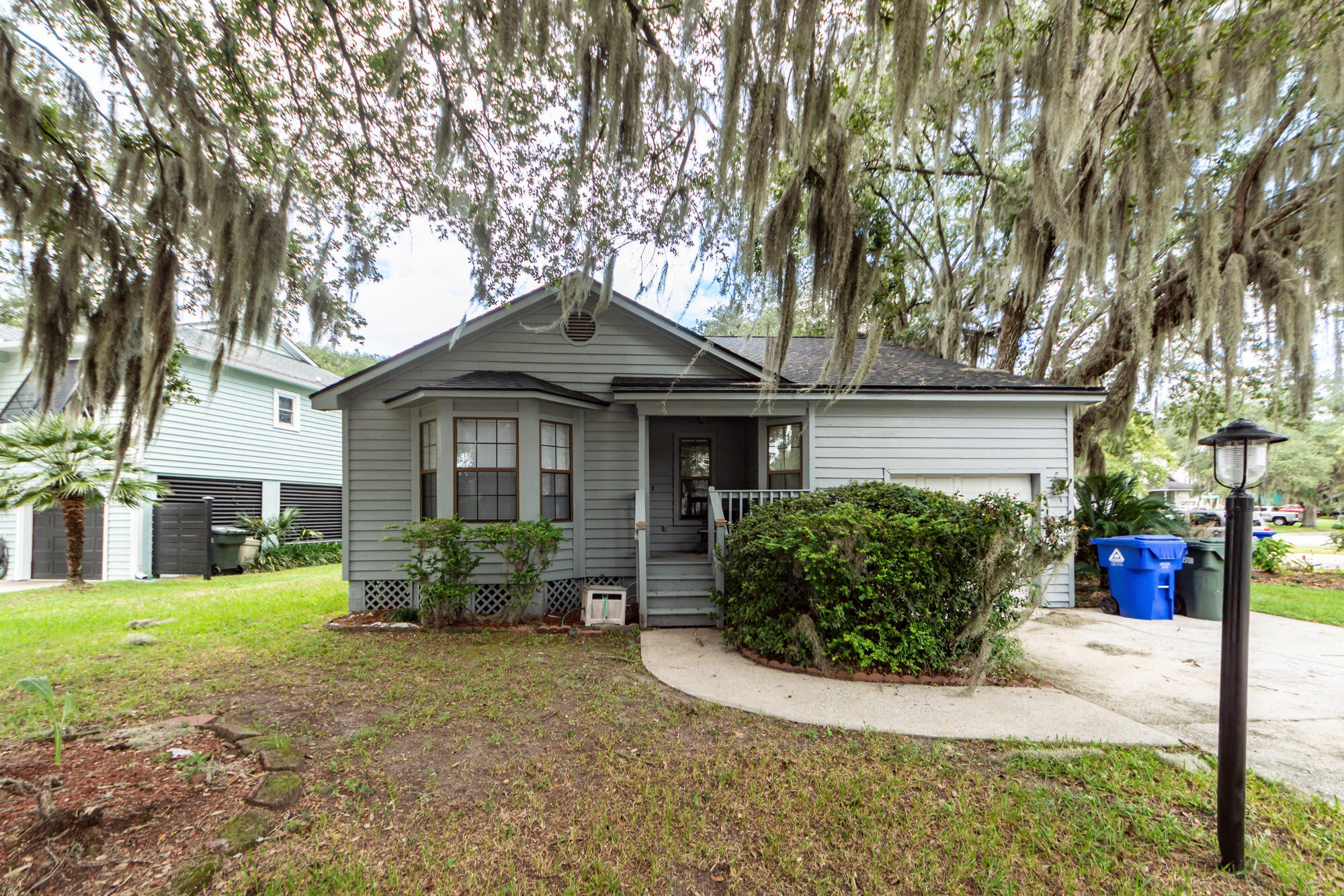 2383 River Park Way — photo