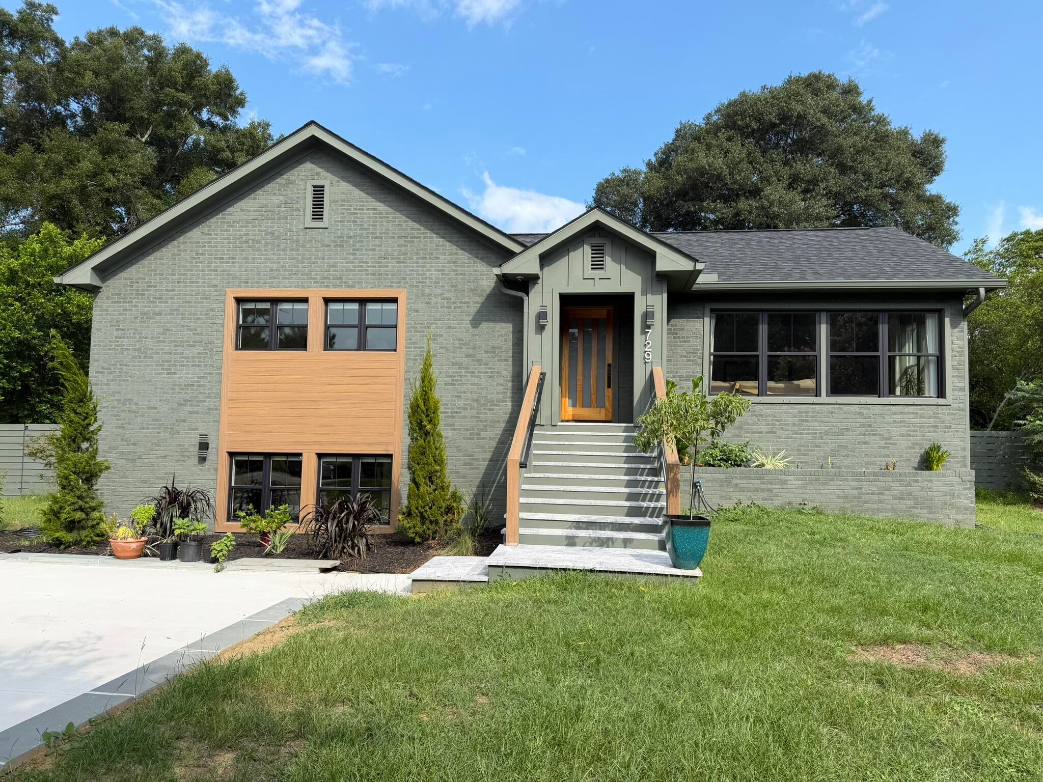 729 Fort Sumter Drive — photo