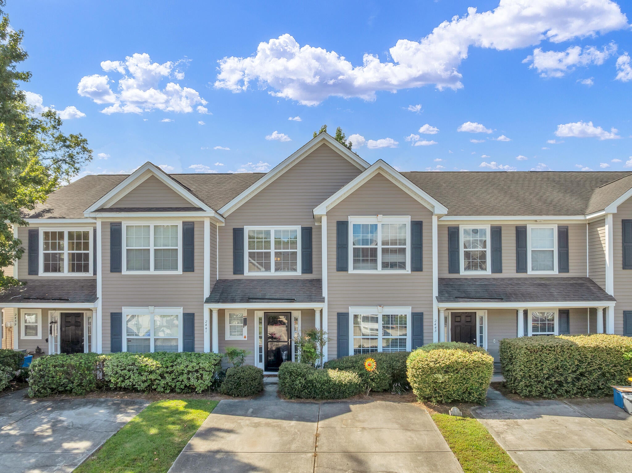 2441 Scholar Lane — photo