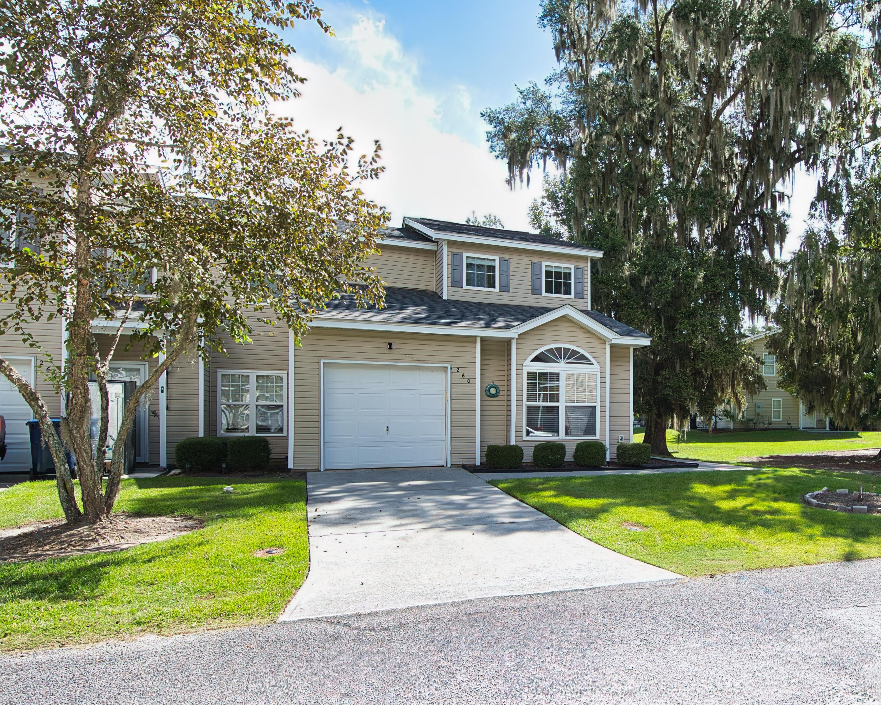 260 Grand Oaks Drive — photo