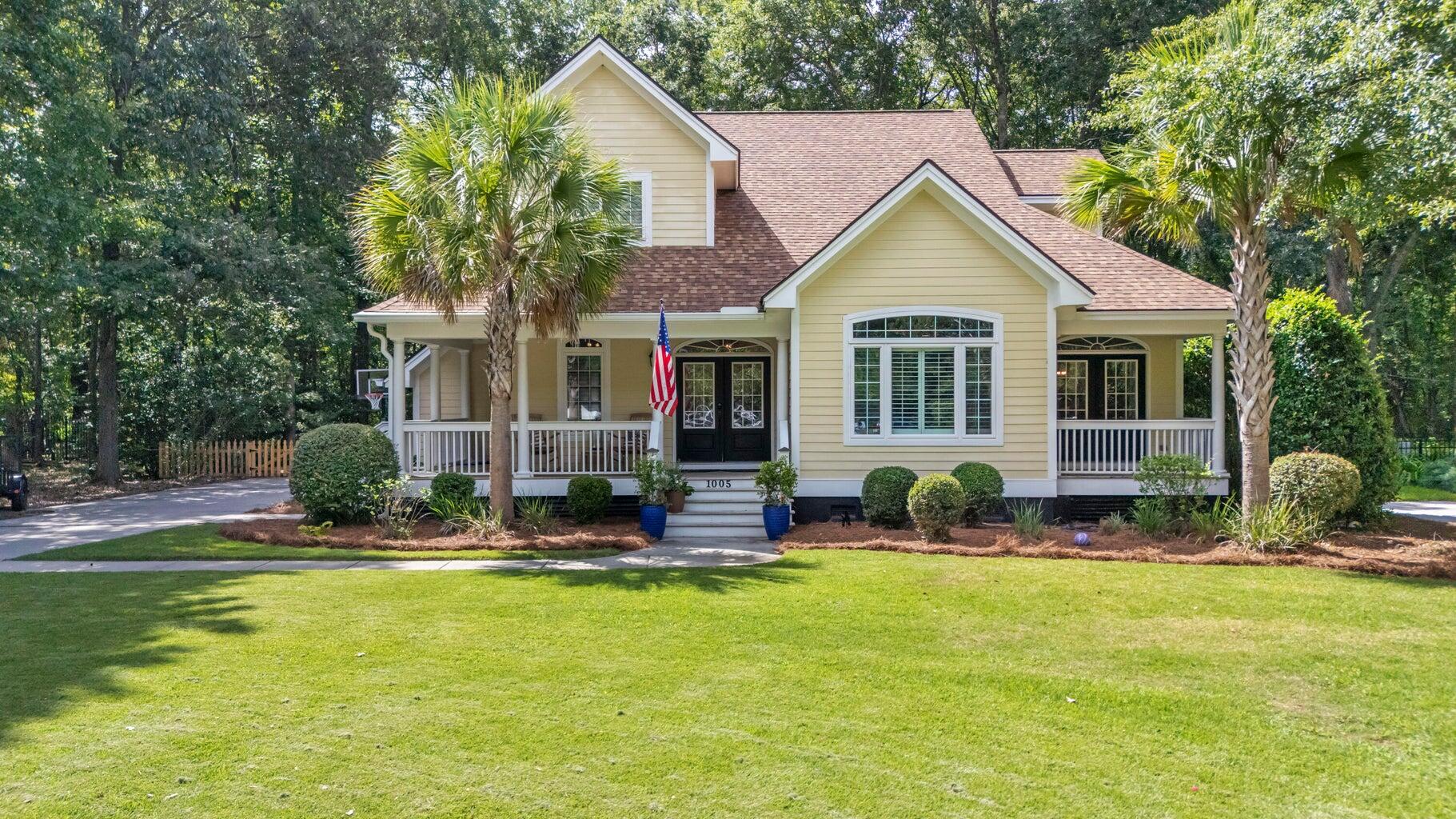 1005 Island Crossing Drive — photo