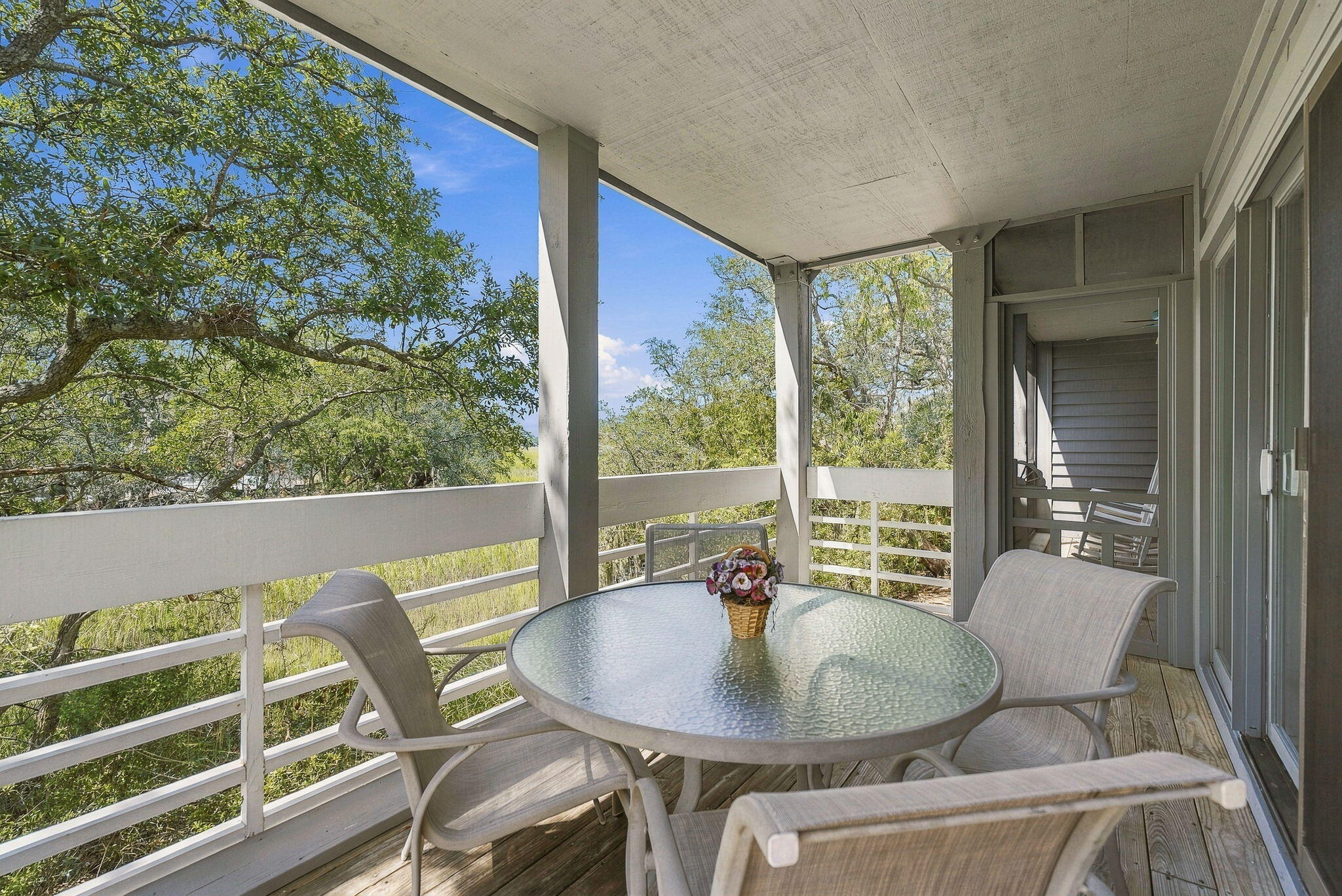 2411 Racquet Club Drive — photo