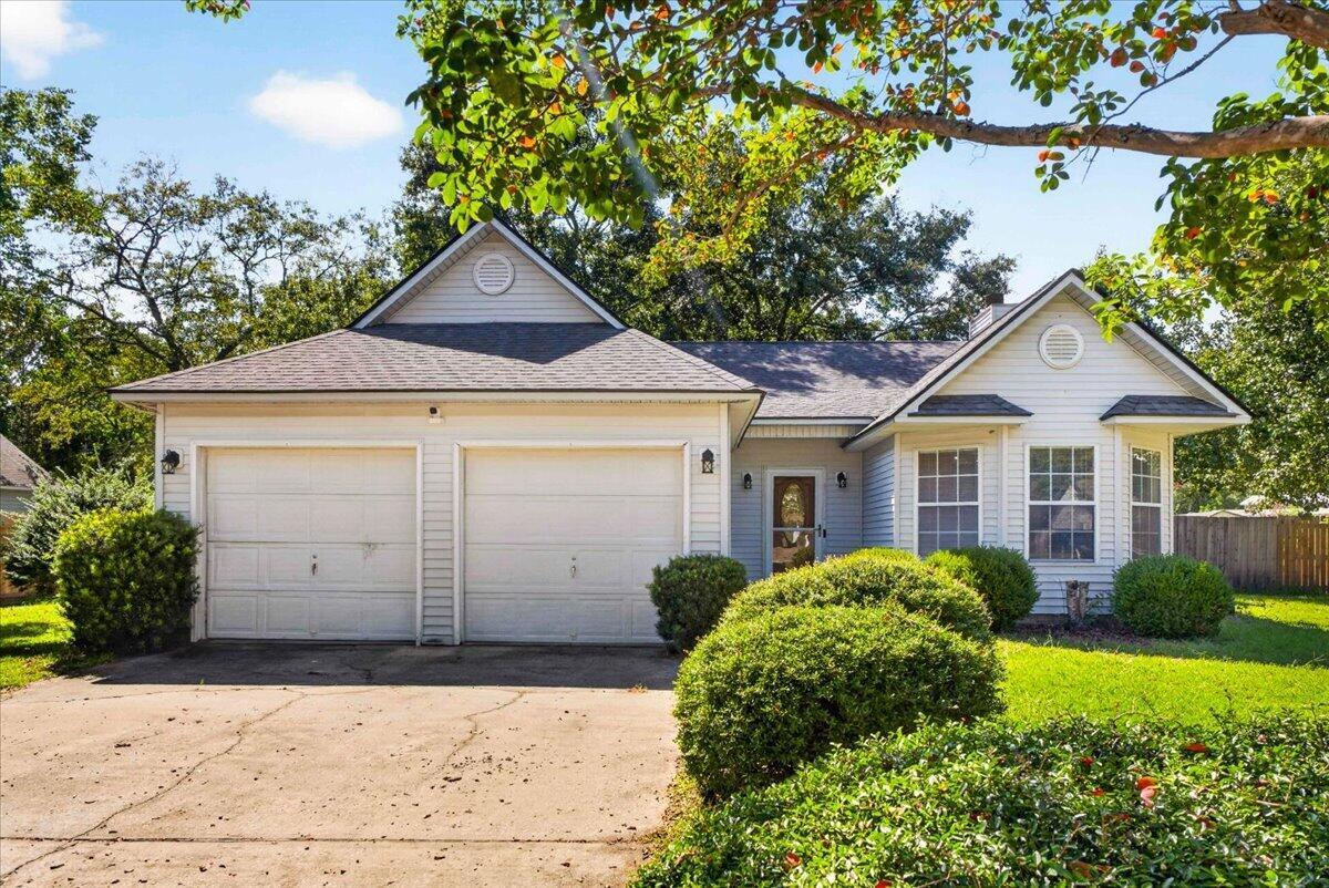 105 Blackwalnut Drive — photo