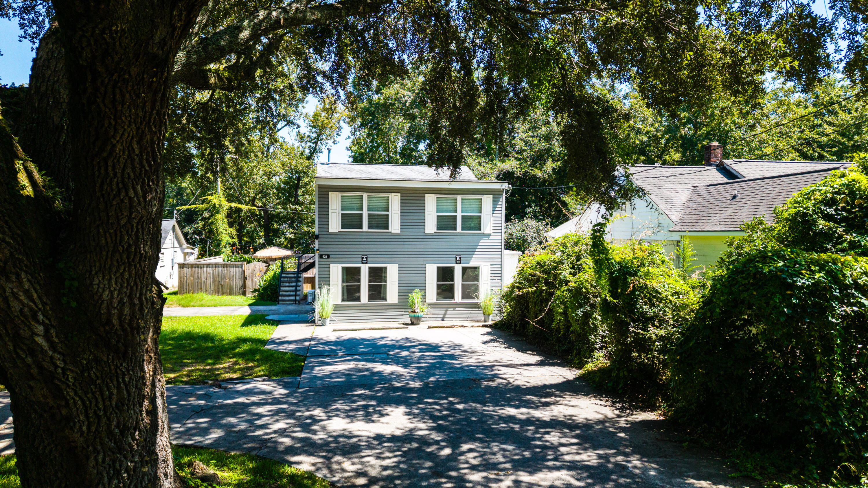 428 Riverland Drive #B a & B — photo