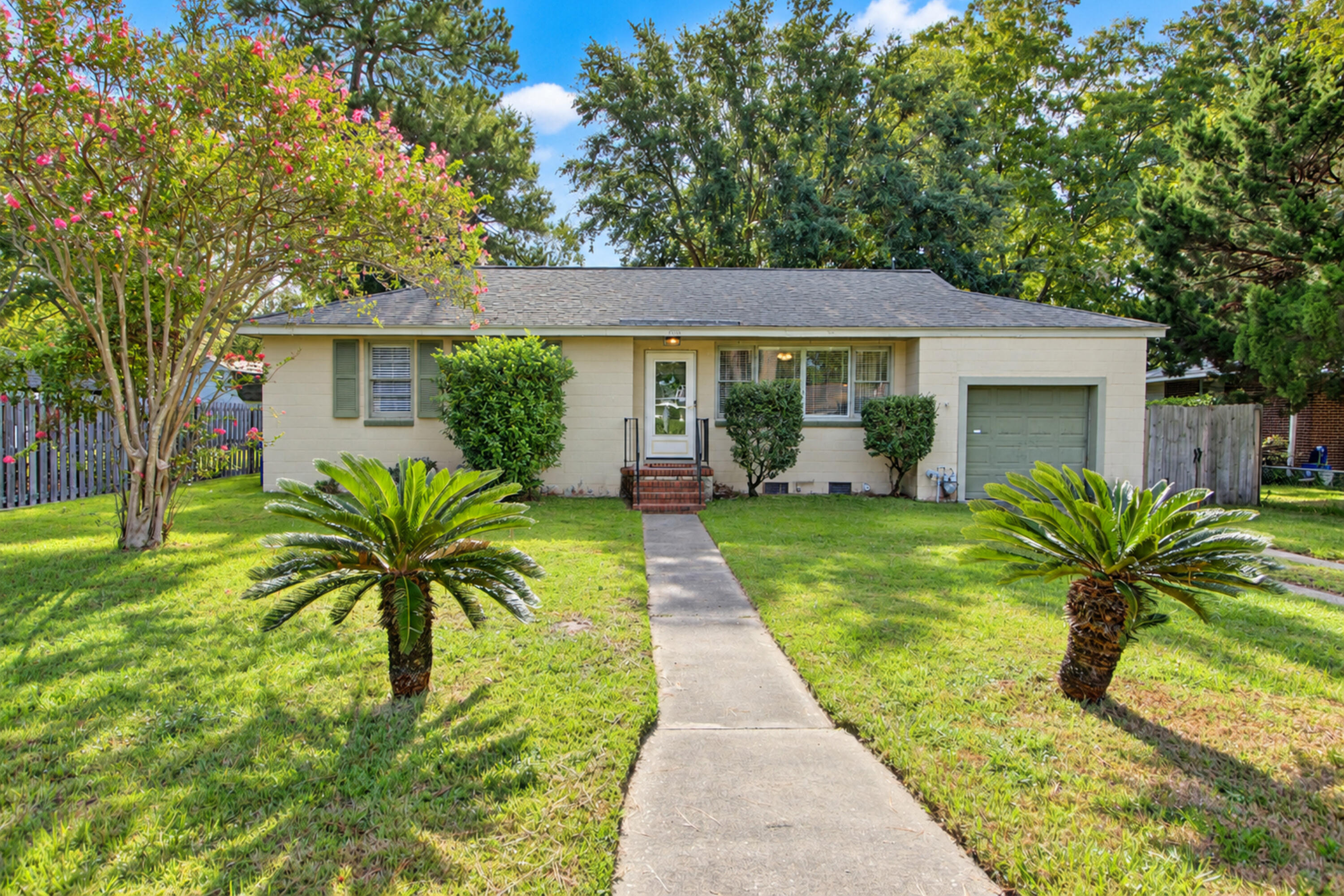 338 Stinson Drive — photo
