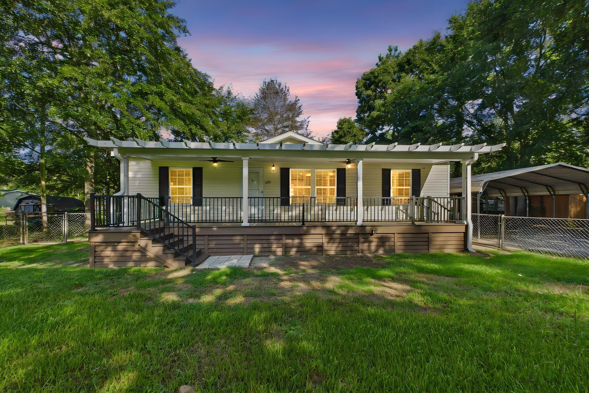 632 Levee Drive — photo