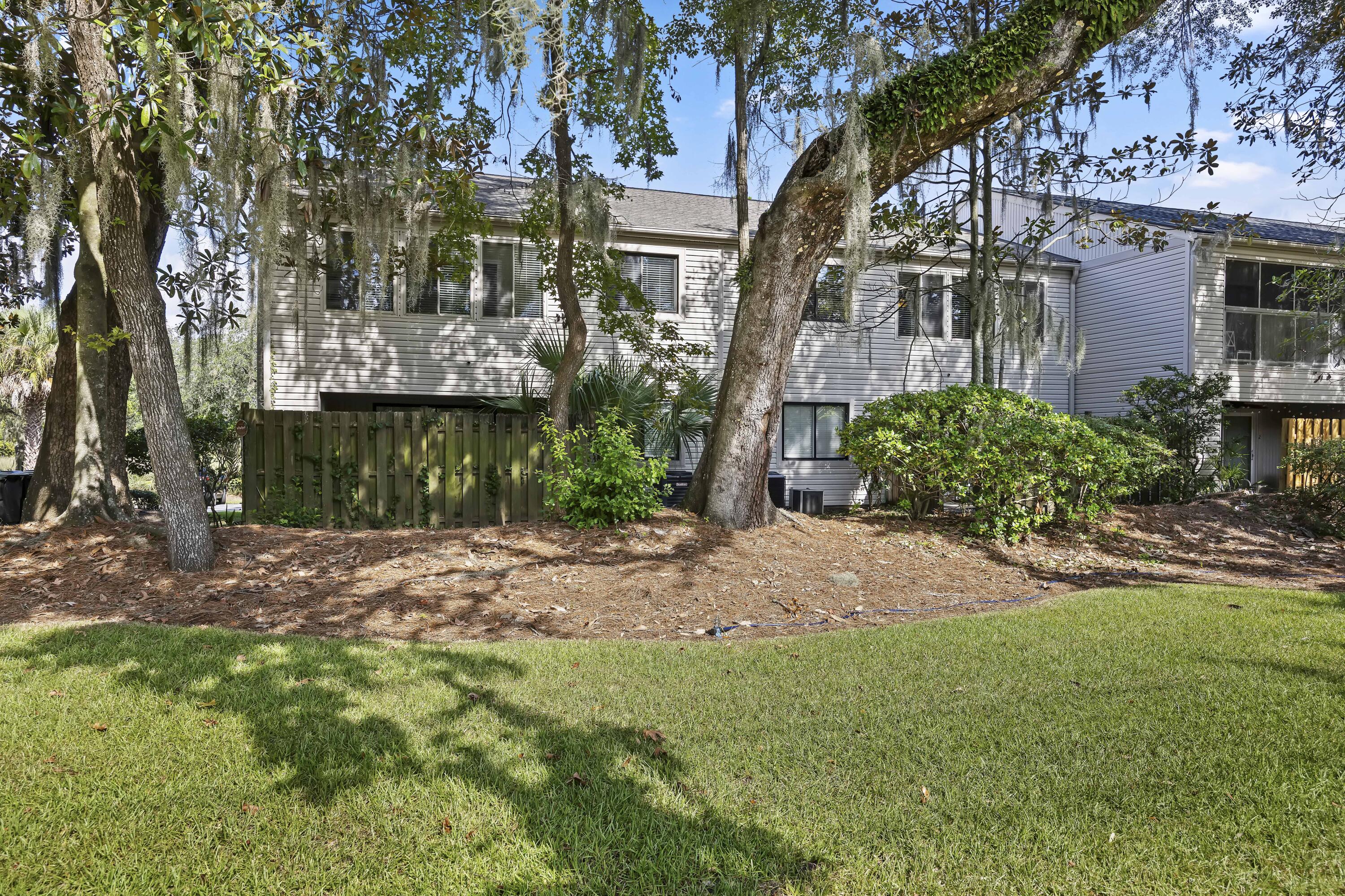 91 Ashley Hall Plantation Road Apt 7 — photo