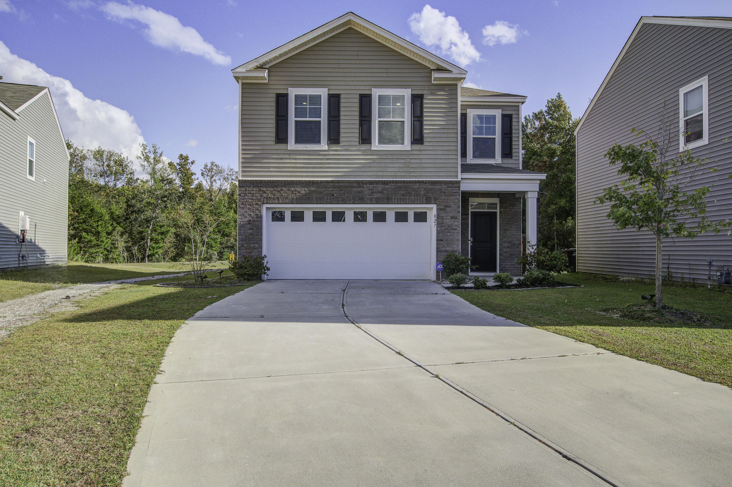 827 Kirby Court — photo