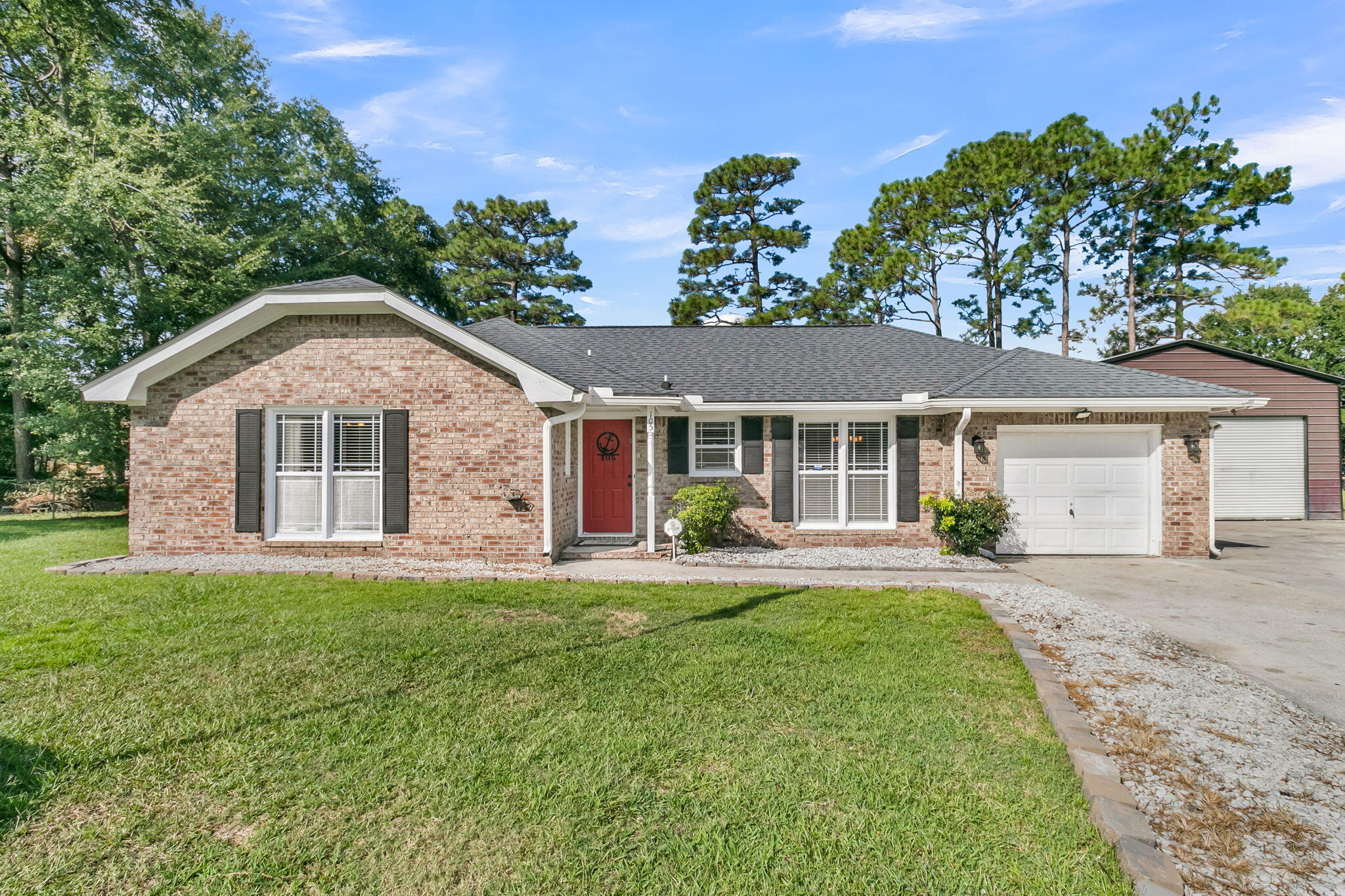 105 Bedford Court — photo