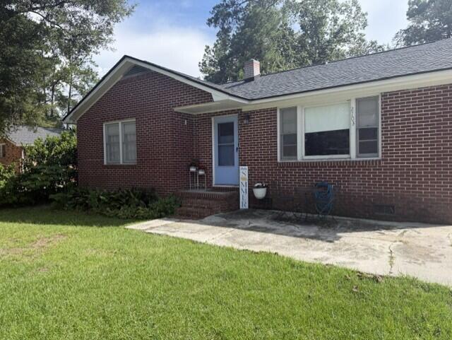 2703 N Oakridge Circle — photo