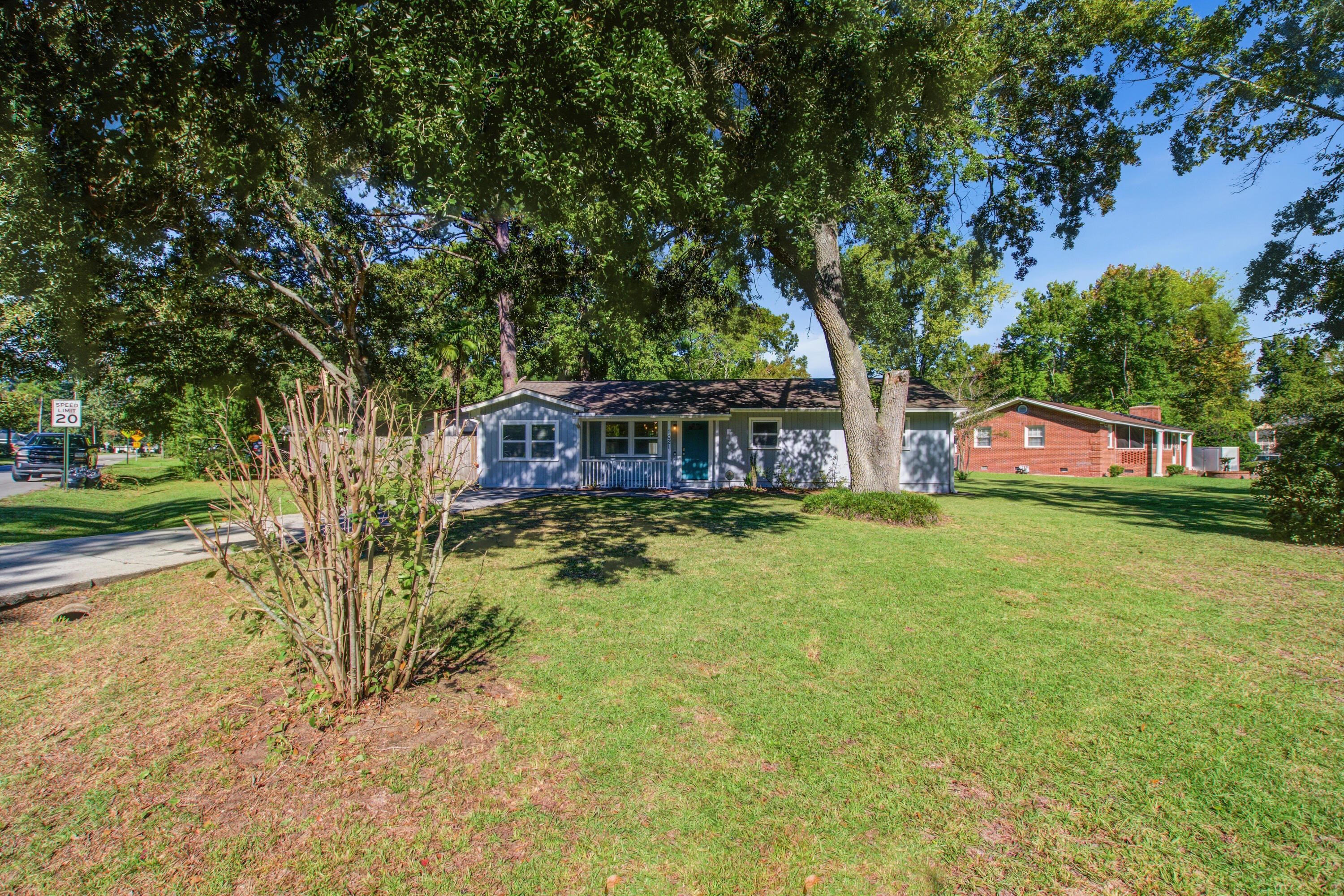 1021 Locksley Drive — photo