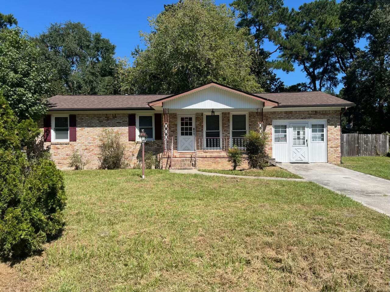 105 Wren Court — photo