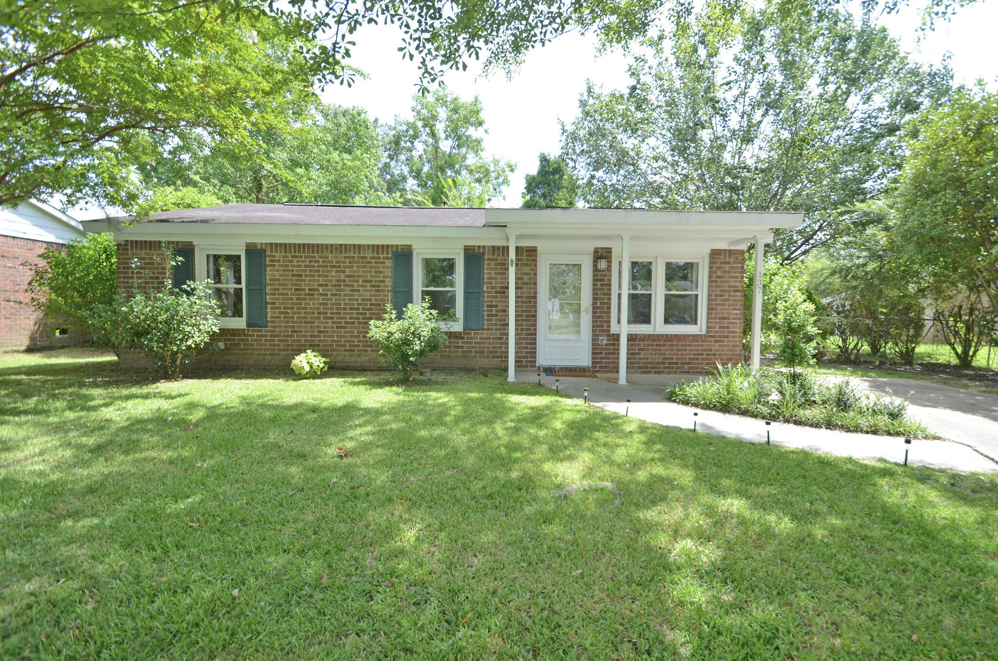 137 Red Cedar Drive — photo