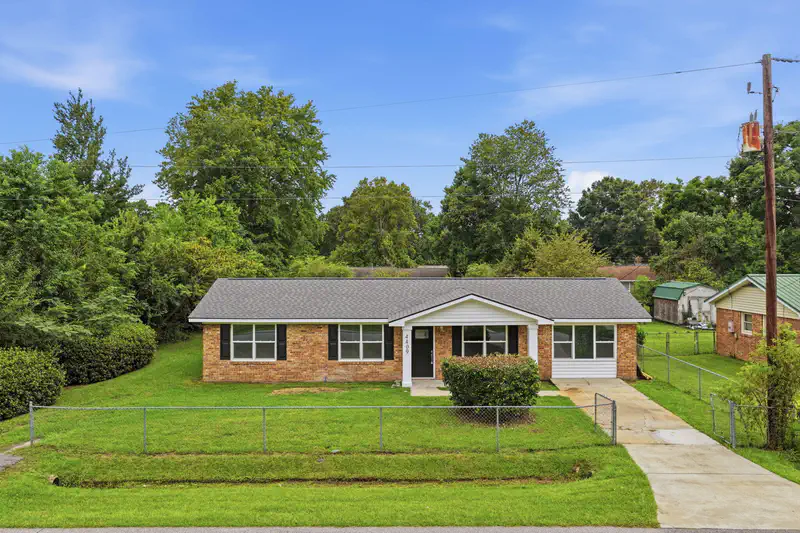 4409 Elderwood Drive — photo