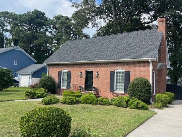 924 Ravenswood Drive — photo