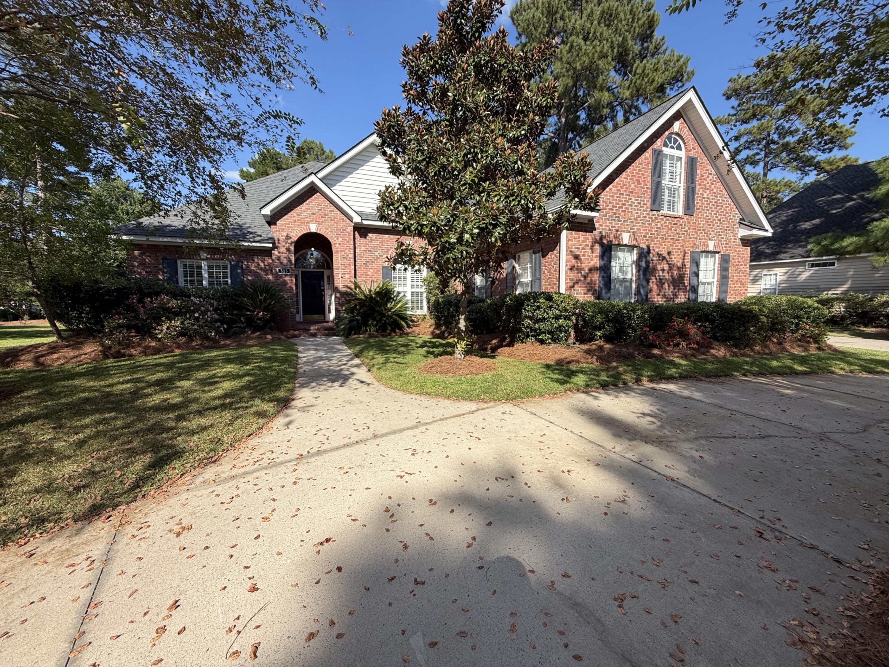 313 Glen Eagles Drive — photo