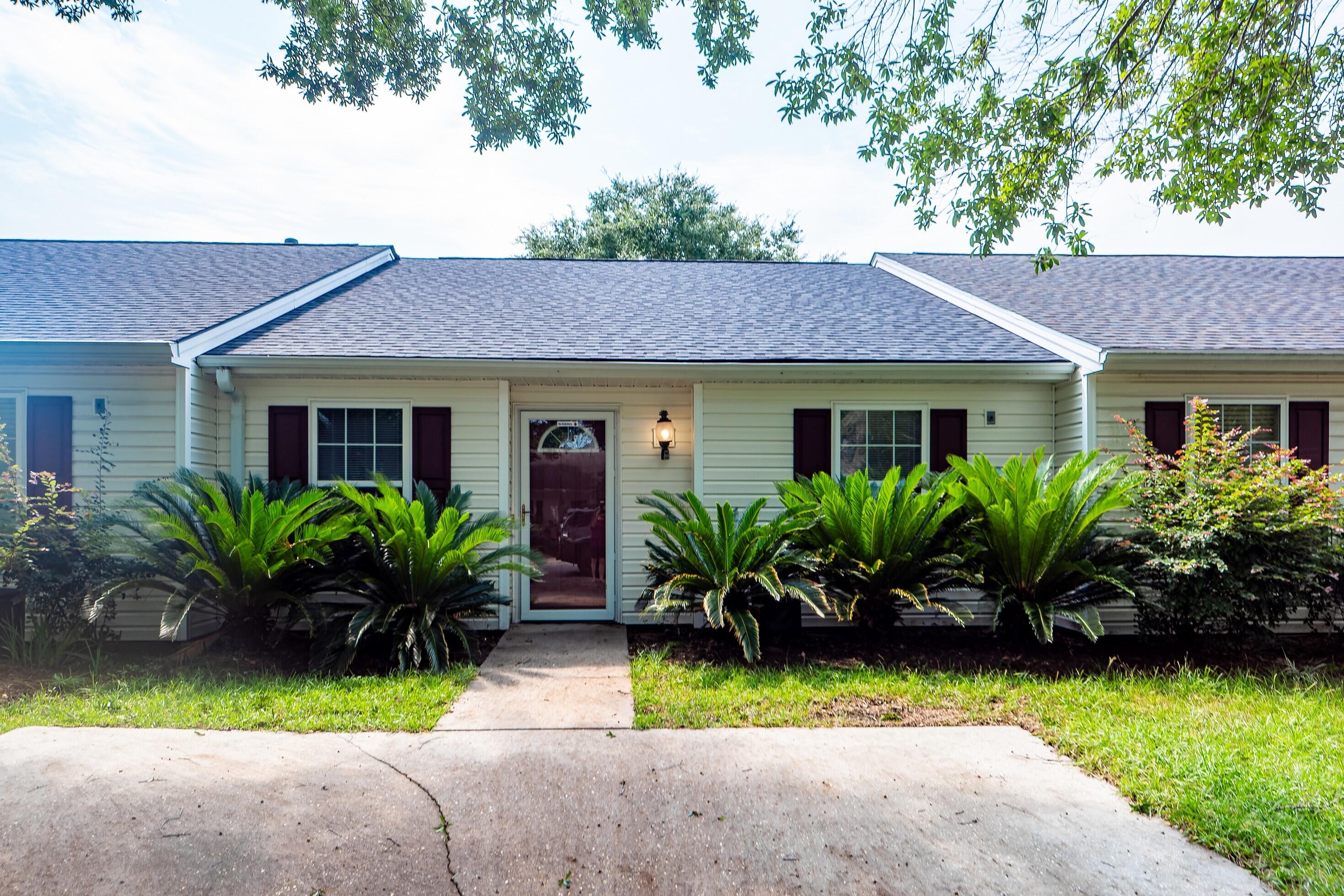 1421 Amanda Park Lane — photo