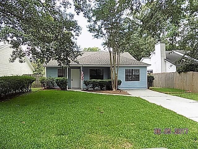 1755 River Front Drive — photo