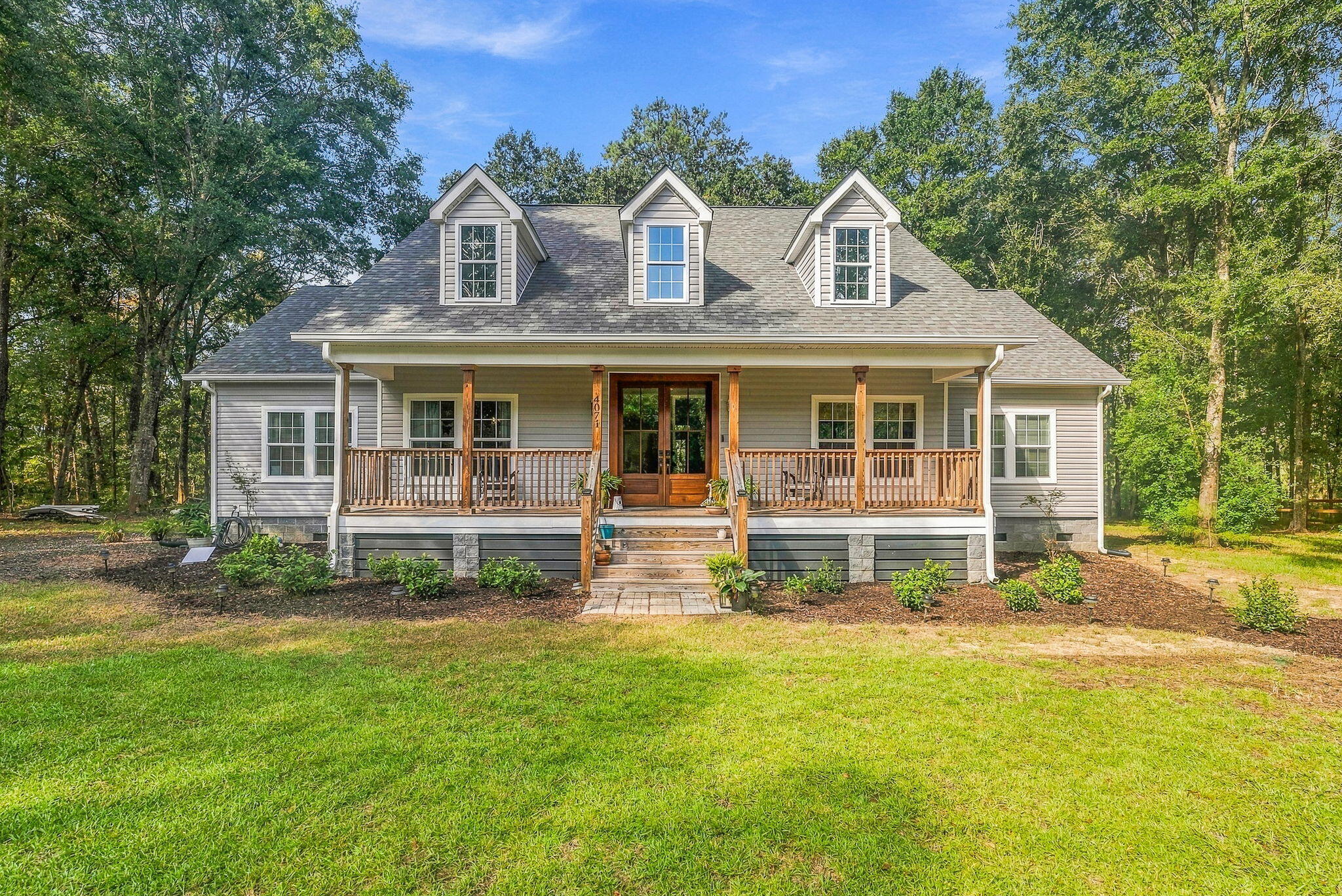 4071 Pine Creek Road — photo