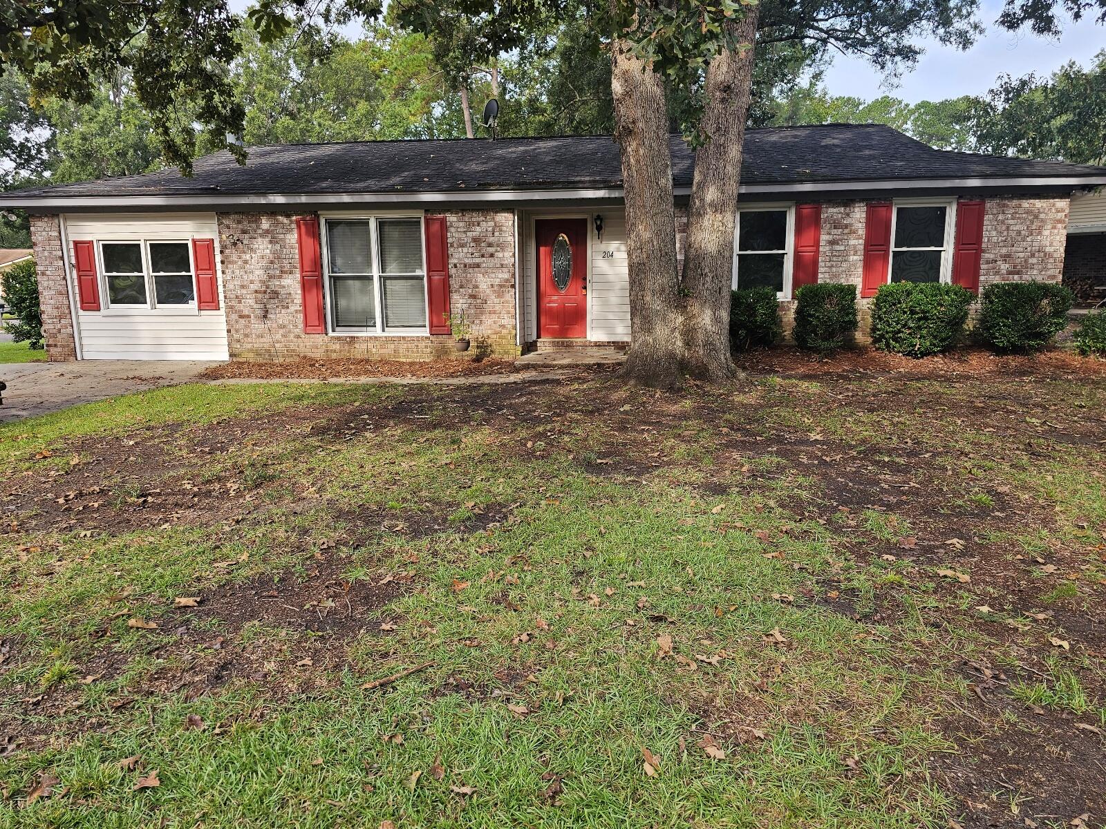 204 Mildred Lane — photo