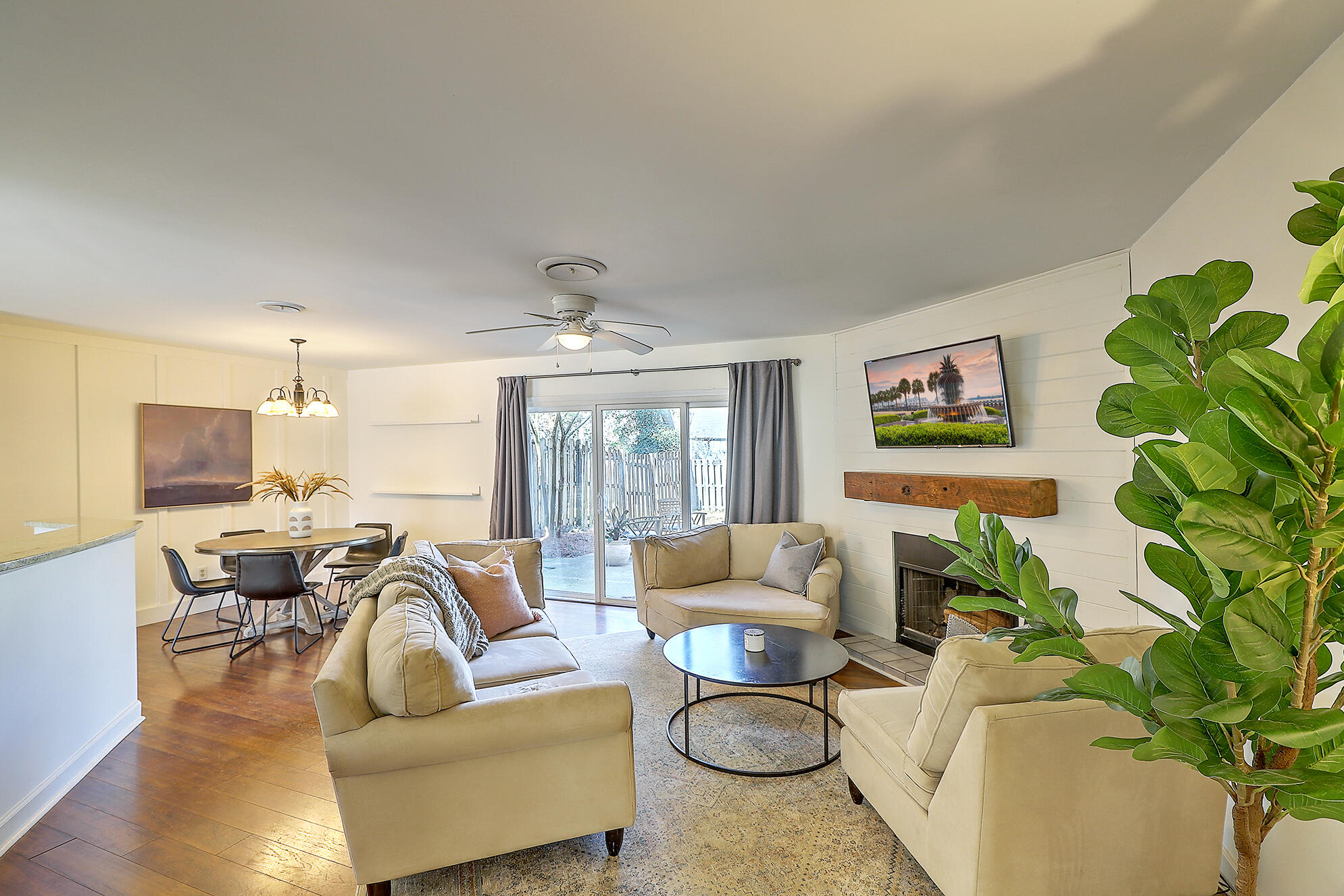 1112 Monaco Drive — photo