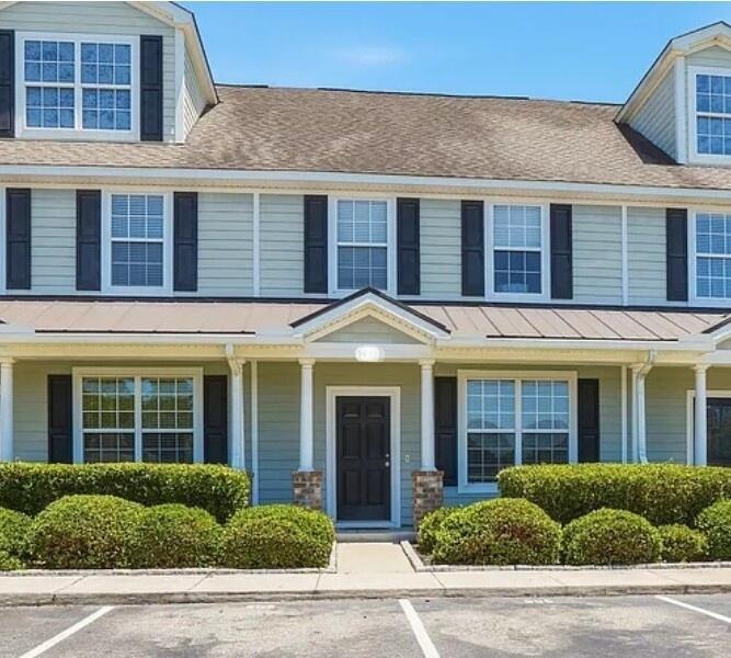 905 Hemingway Circle — photo