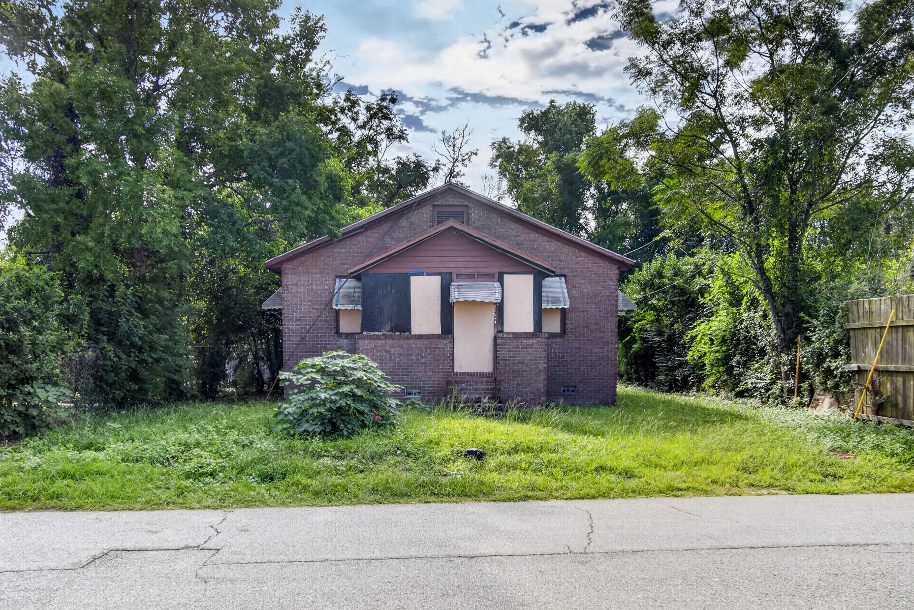2056 Jacksonville Road — photo