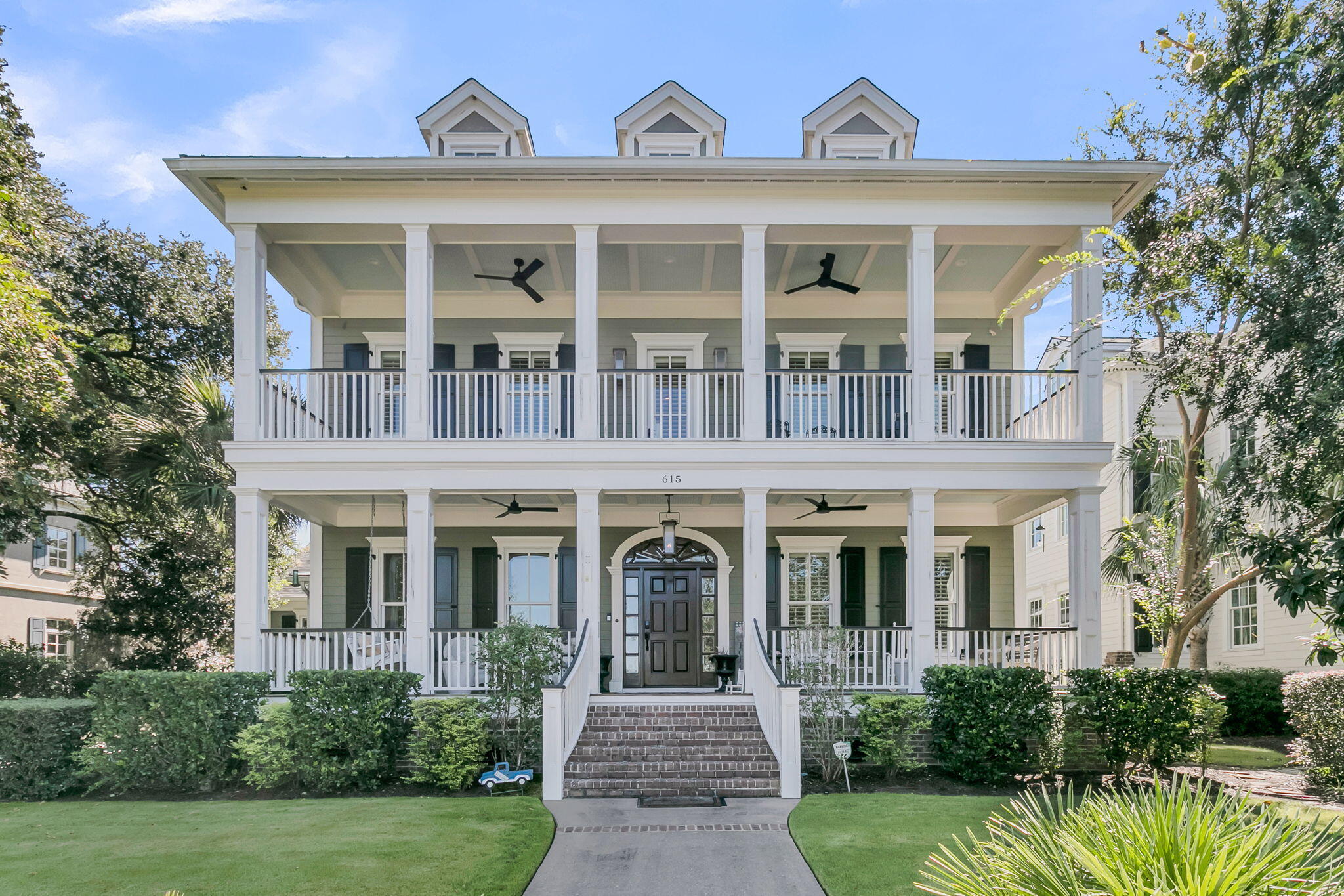 615 Island Park Drive — photo