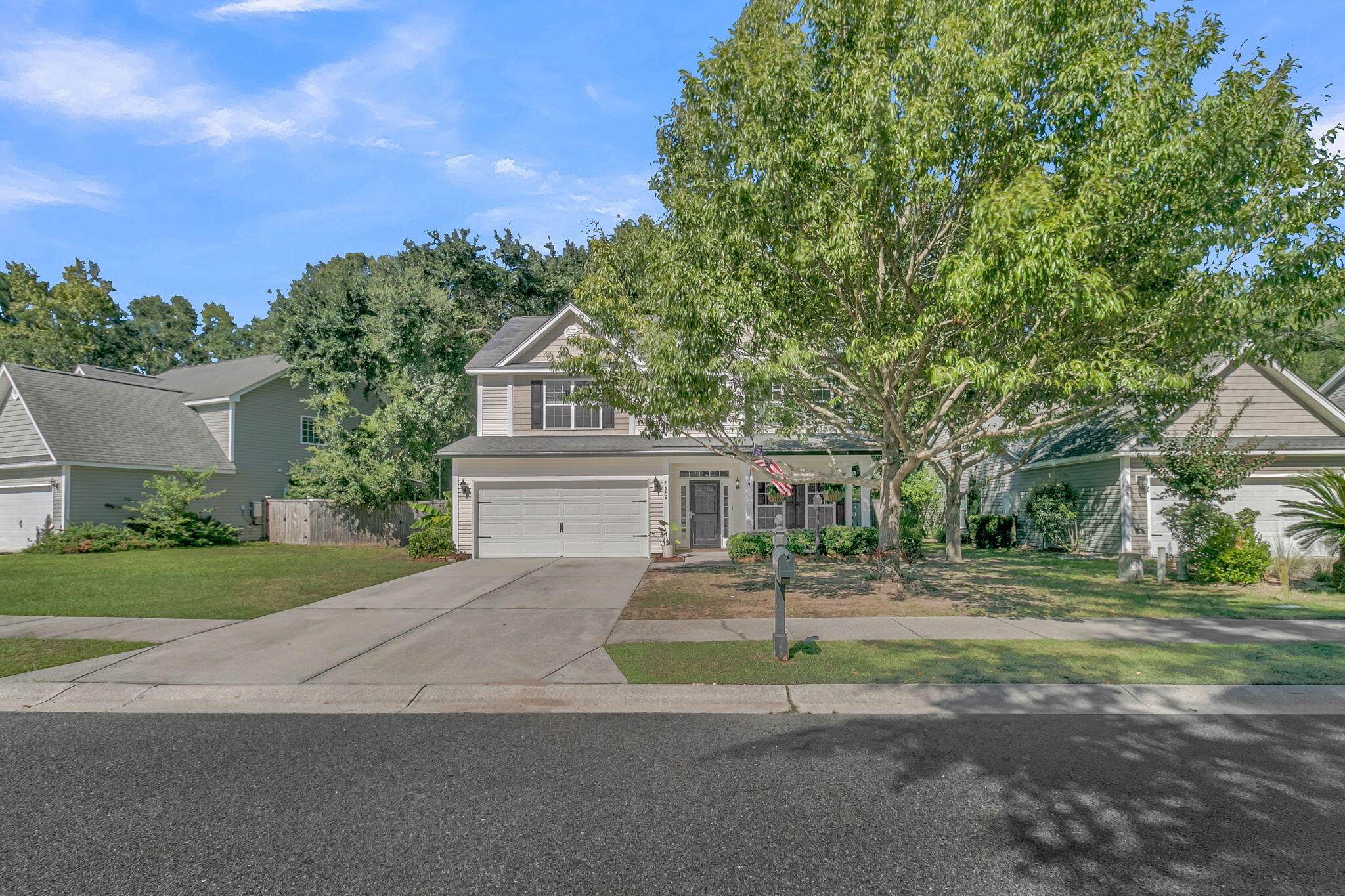 1516 Maple Grove Drive — photo