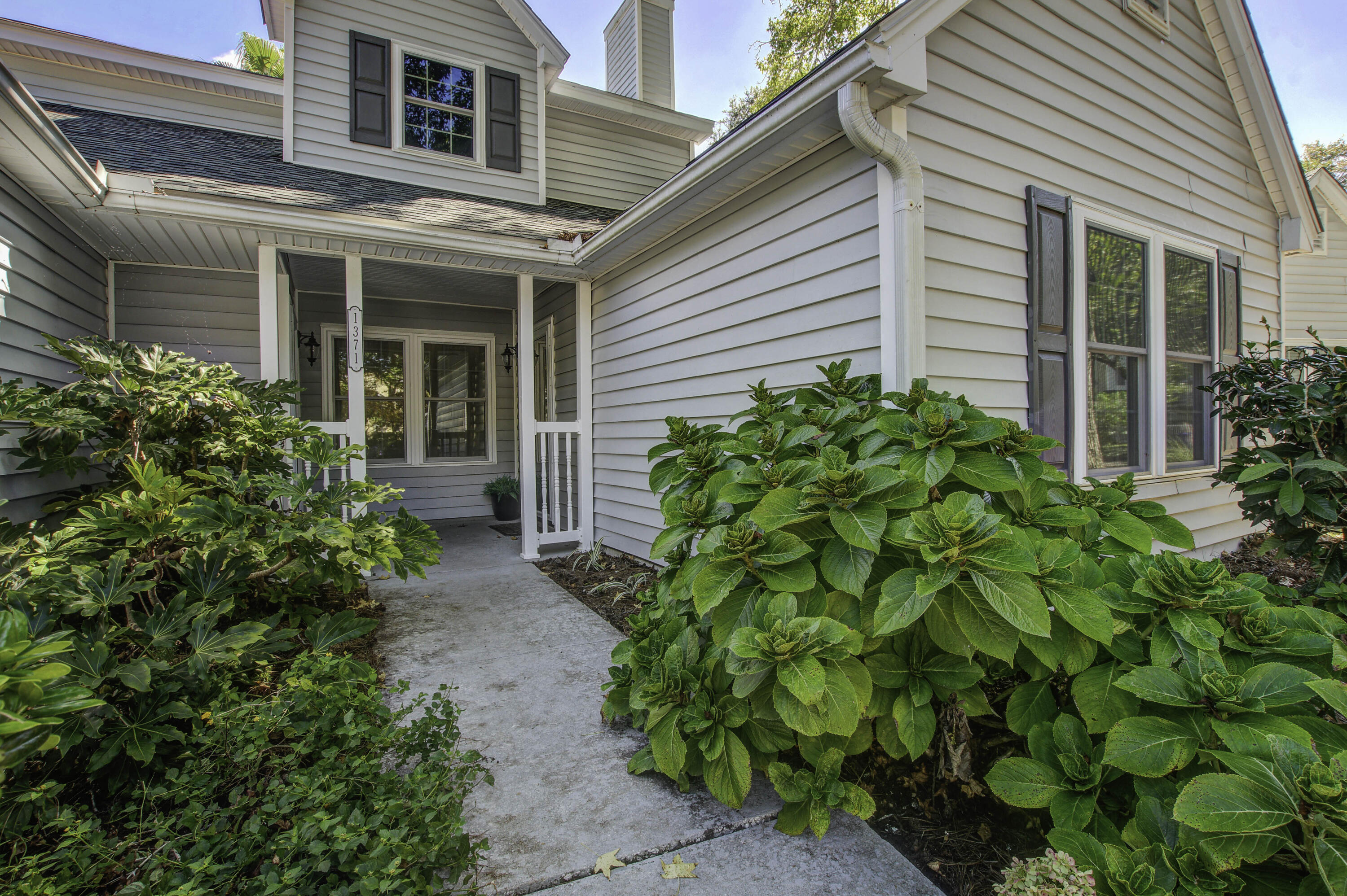 1371 Cassidy Court #B — photo