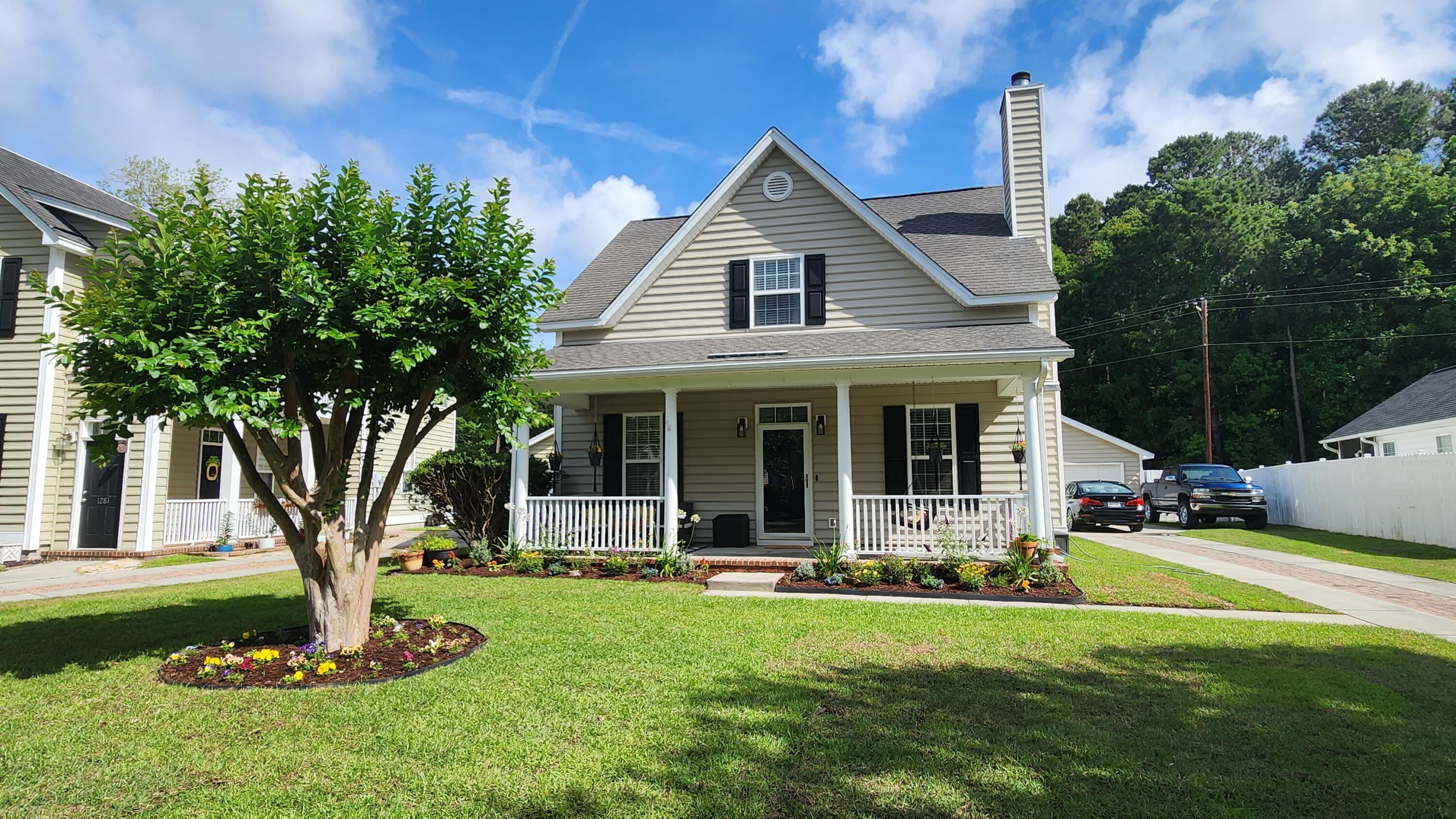 1285 Laurel Park Trail — photo
