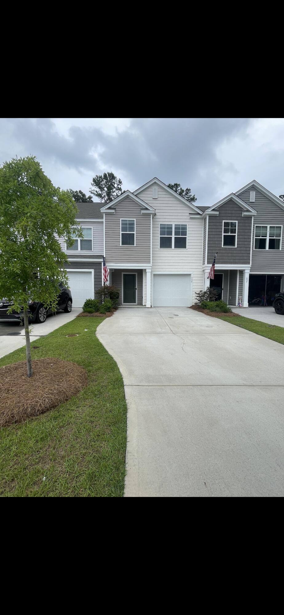 135 E Sunrise Lane — photo