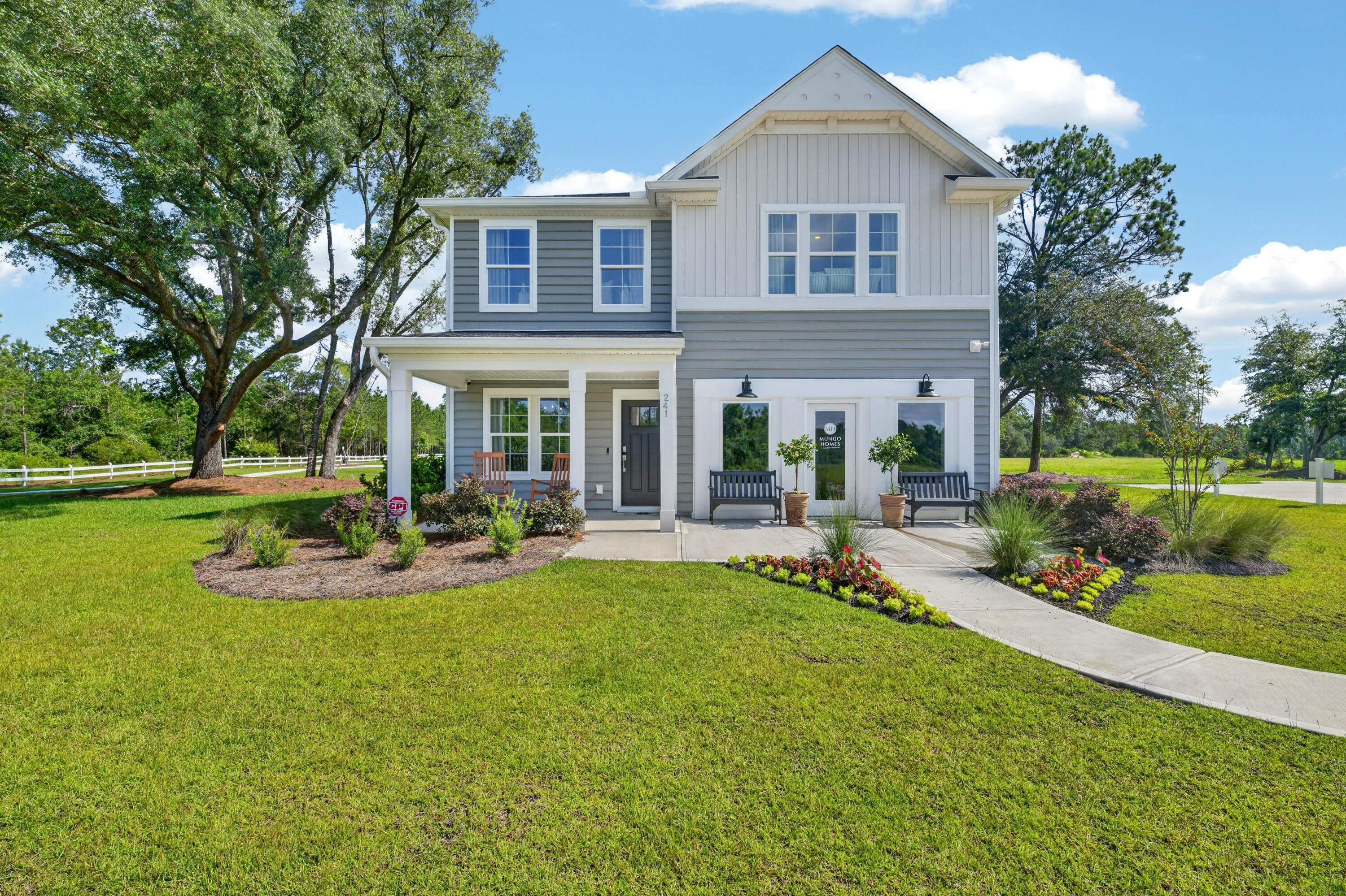 405 O'Leary Circle — photo
