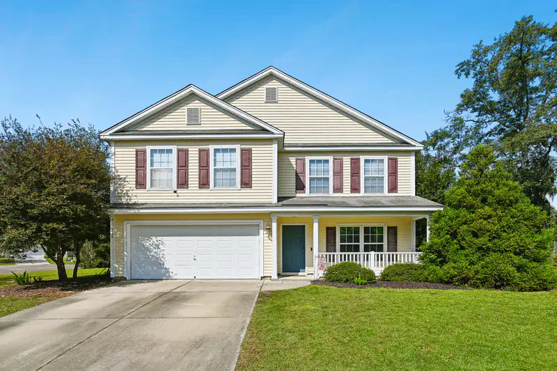 1048 Moss Grove Drive — photo