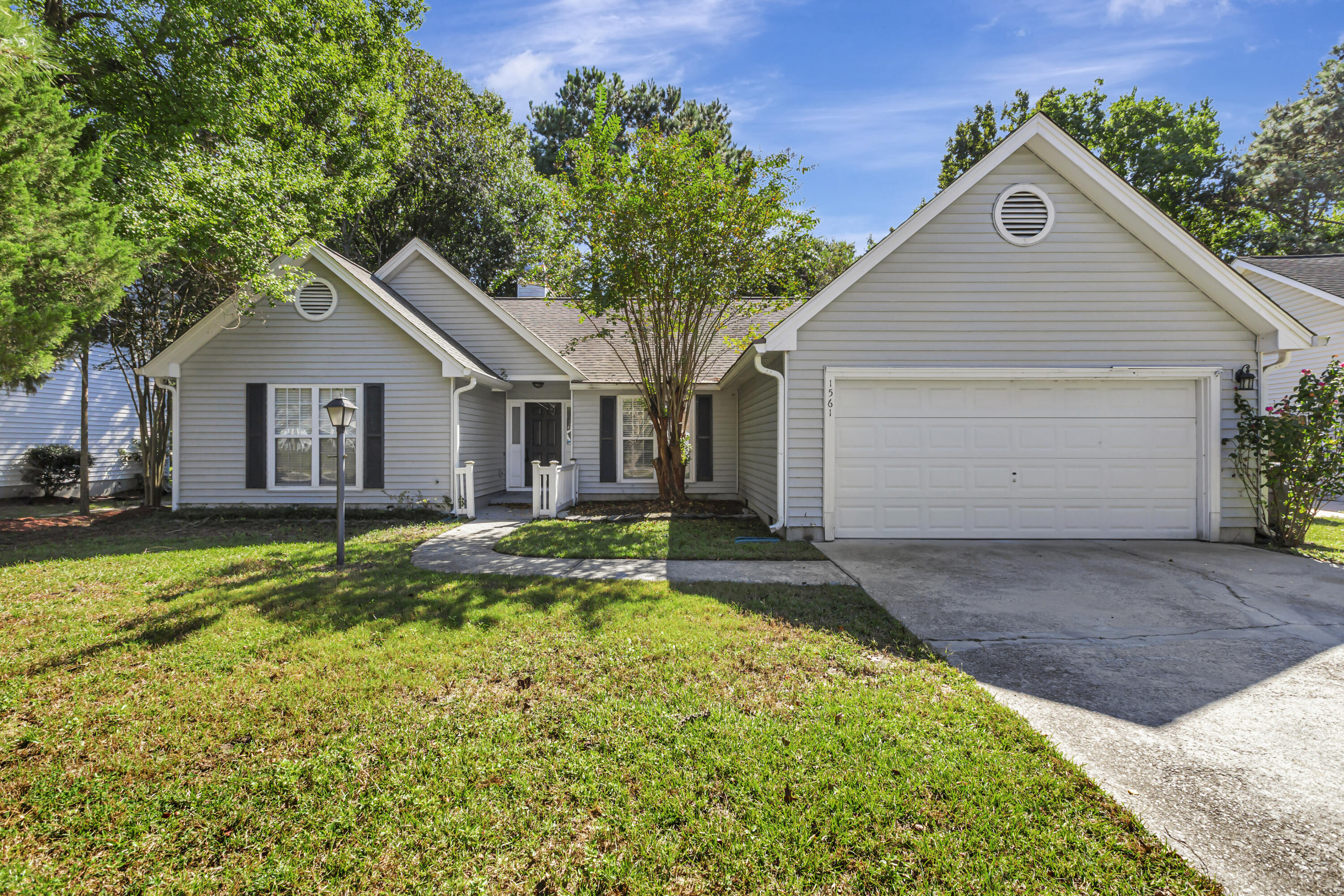 1561 Glen Erin Drive — photo