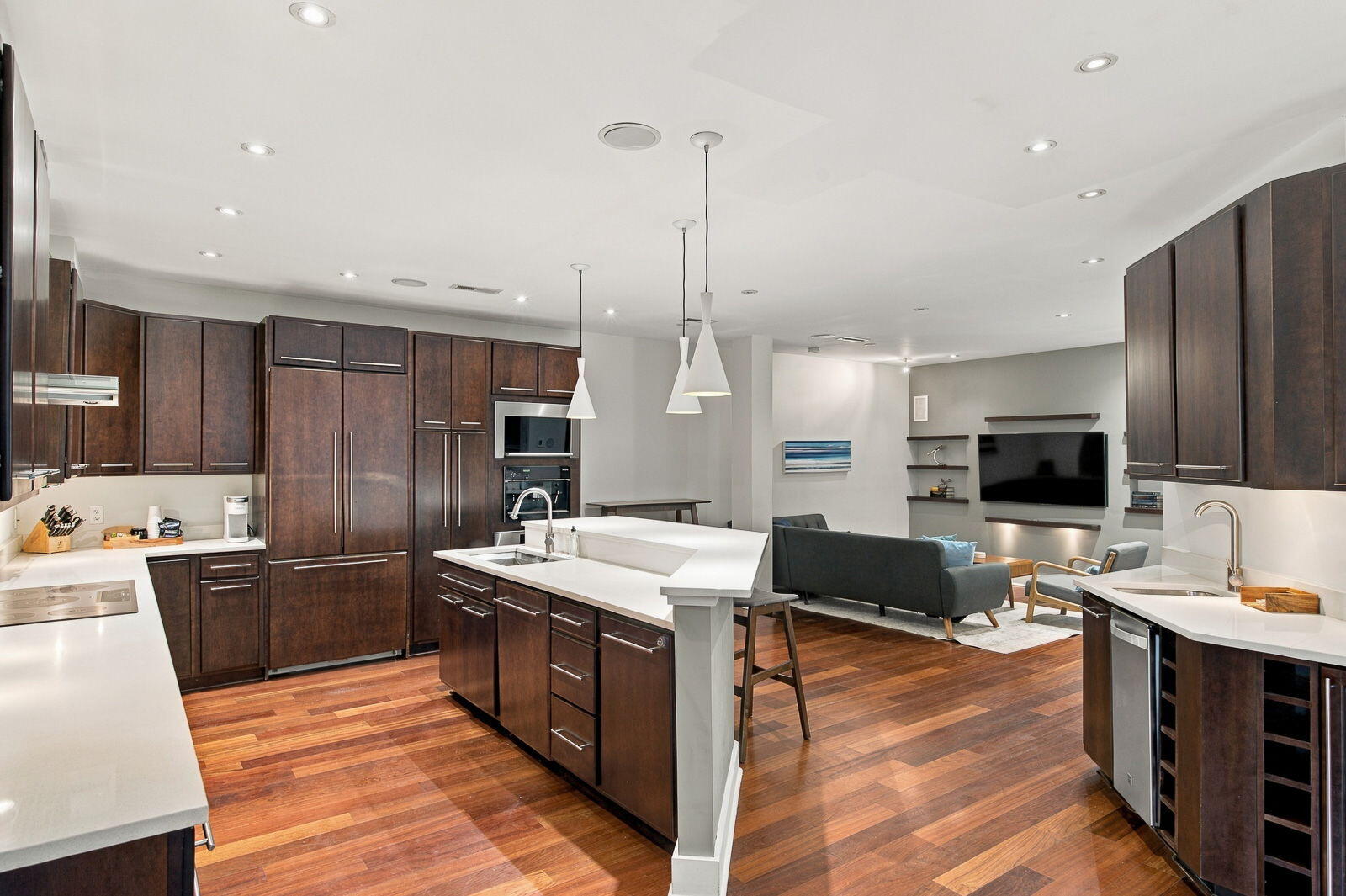 182 E Bay Street #203 — photo