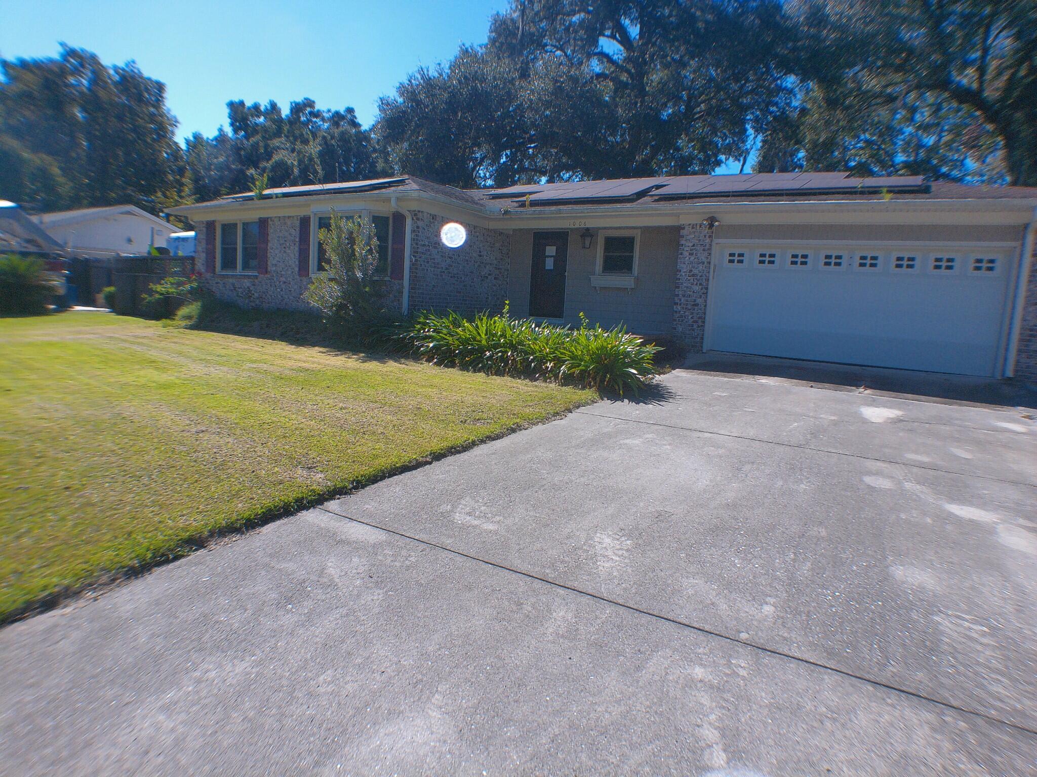 1006 Harrison Road — photo