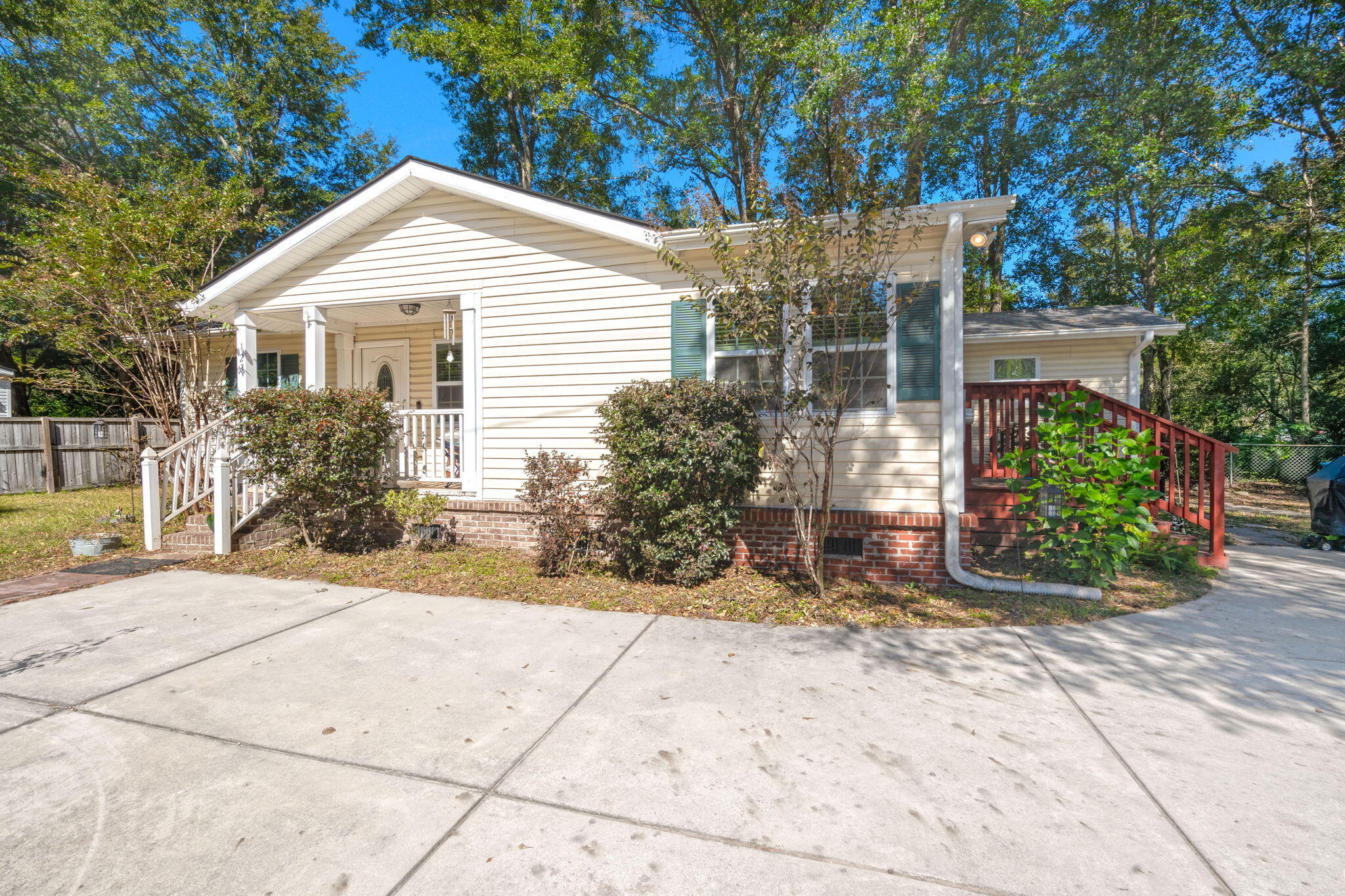123 Rocky Hill Road — photo