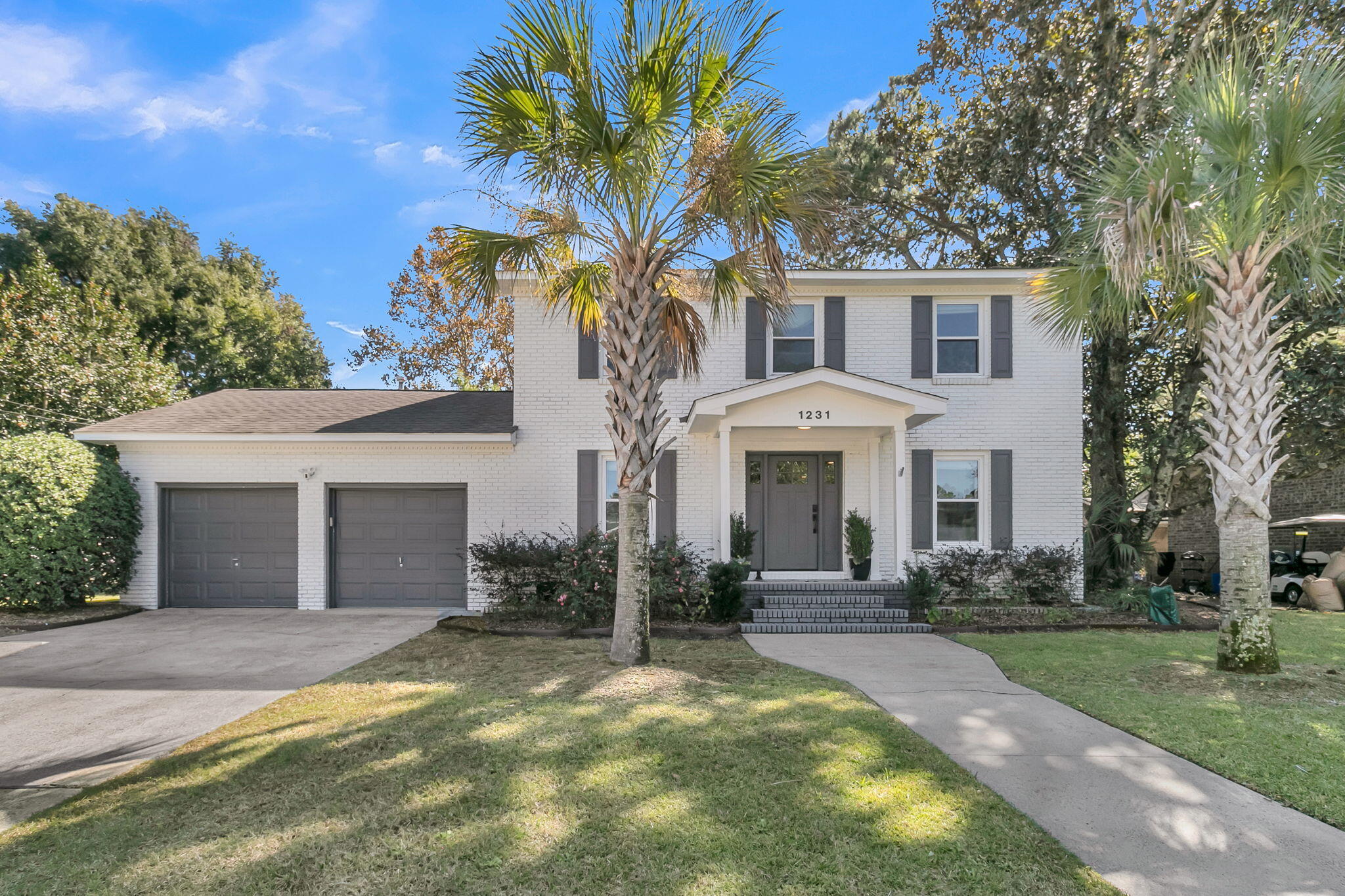 1231 Oakcrest Drive — photo