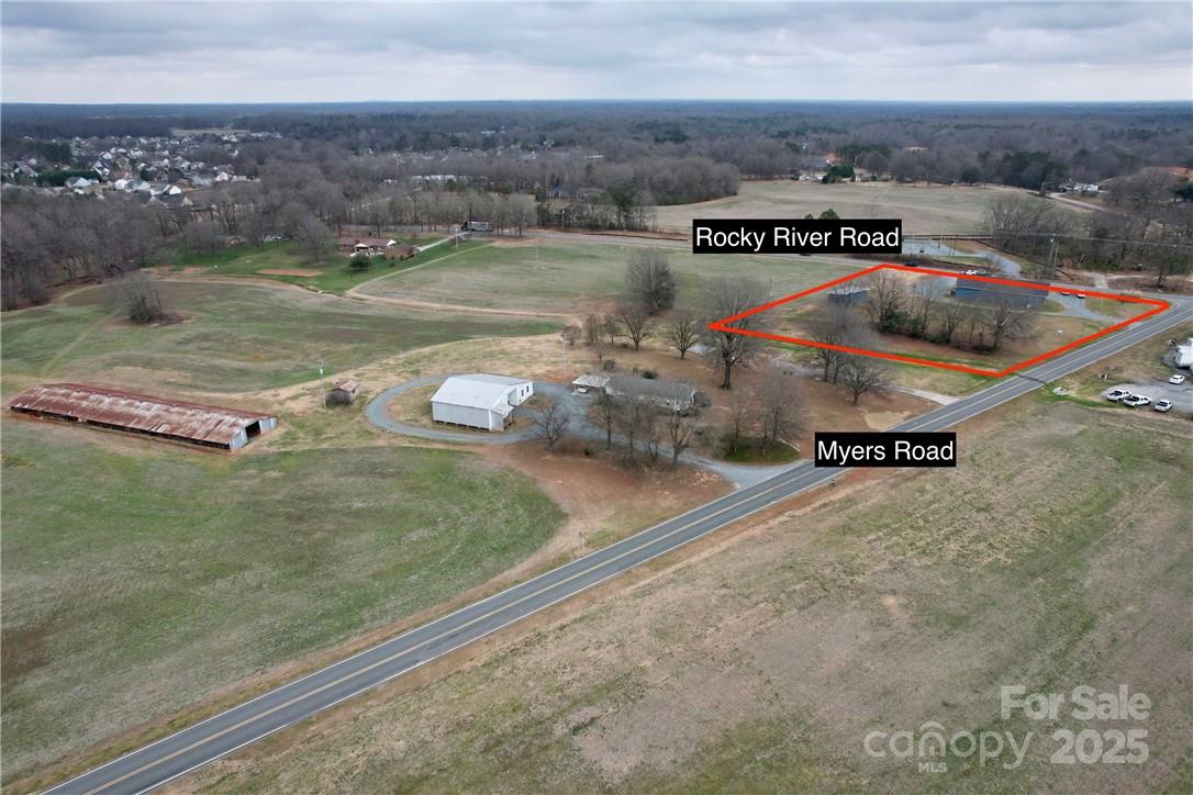 2703 Rocky River Road — photo
