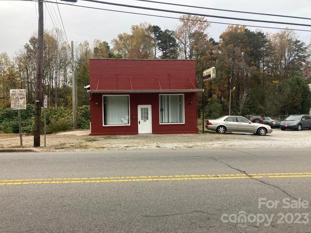 406 East Court Street — photo